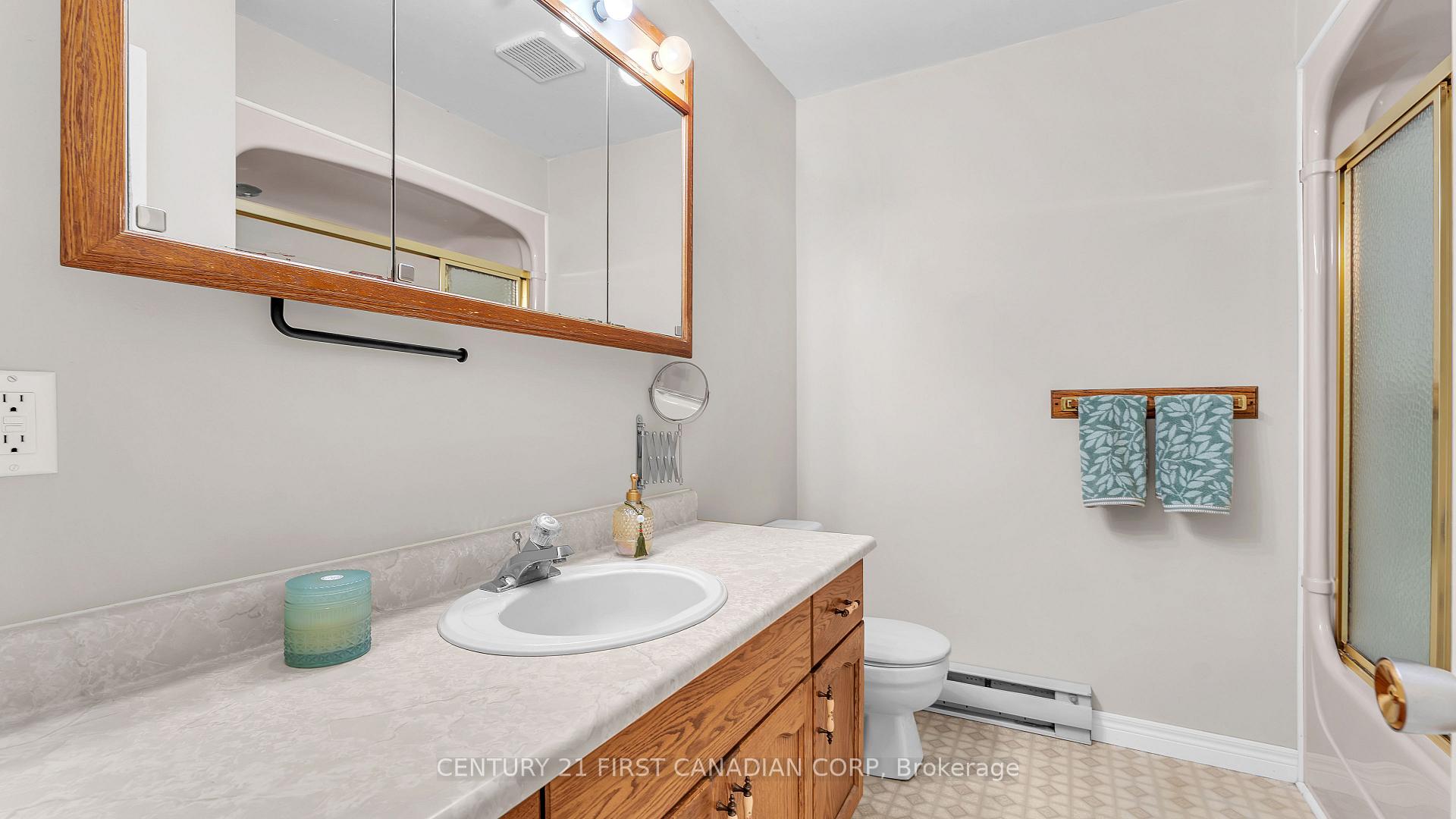 Photo 25 of 47 Crescent Avenue, Central Elgin, Lynhurst — HOMEH
