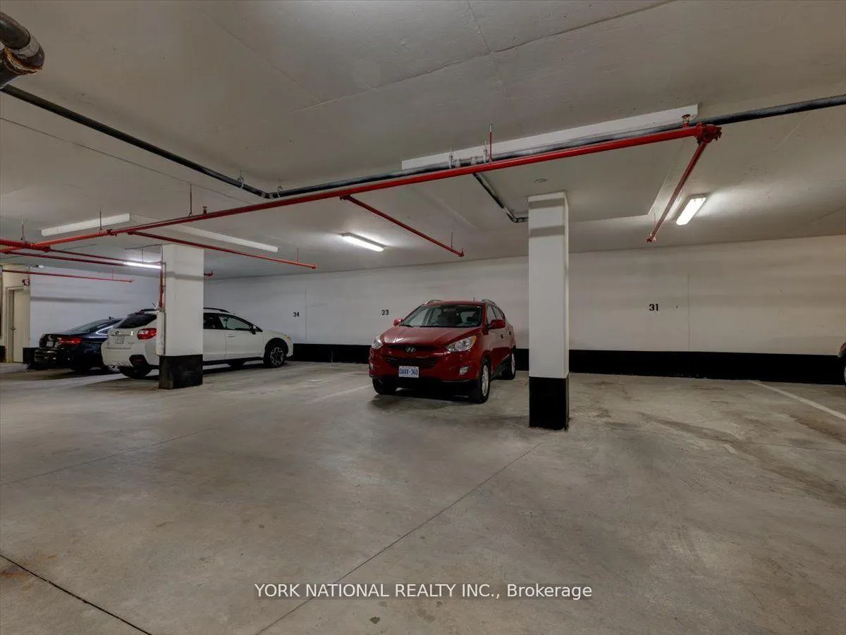 Photo 31 of Unit 406, 15277 Yonge Street, Aurora, Aurora Village — HOMEH