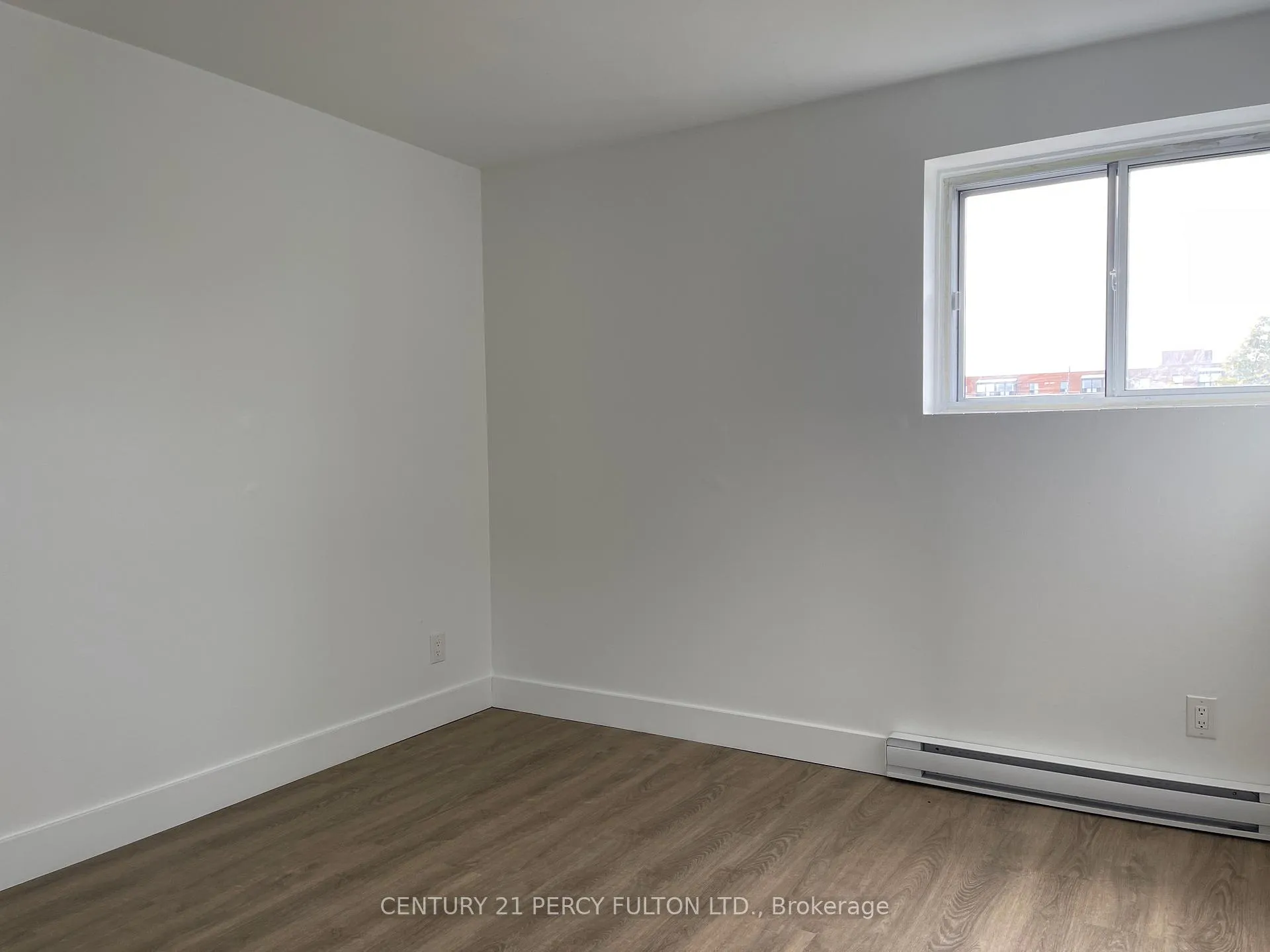Photo 6 of Unit 201, 19 Regency Crescent, Whitby, Downtown Whitby — HOMEH