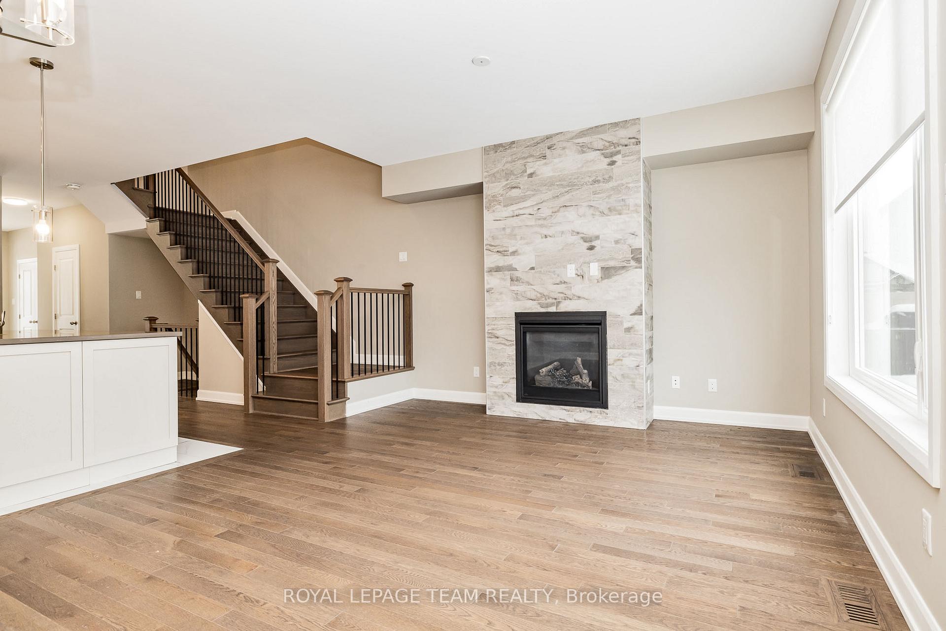 Photo 5 of 19 Berryman Street, Carleton Place — HOMEH
