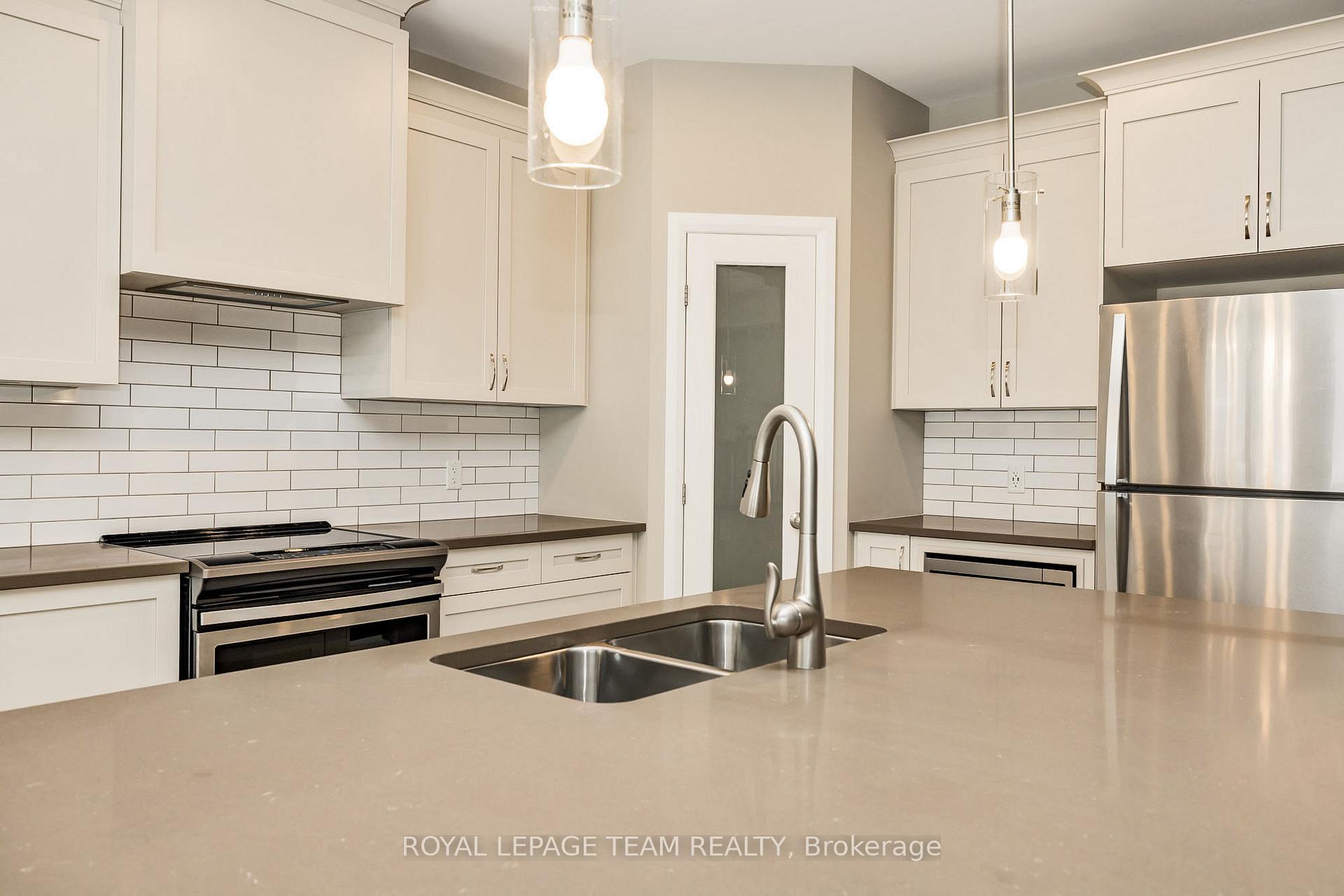 Photo 8 of 19 Berryman Street, Carleton Place — HOMEH