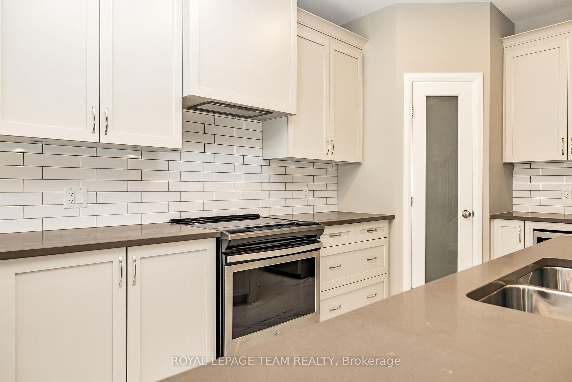 Photo 9 of 19 Berryman Street, Carleton Place — HOMEH
