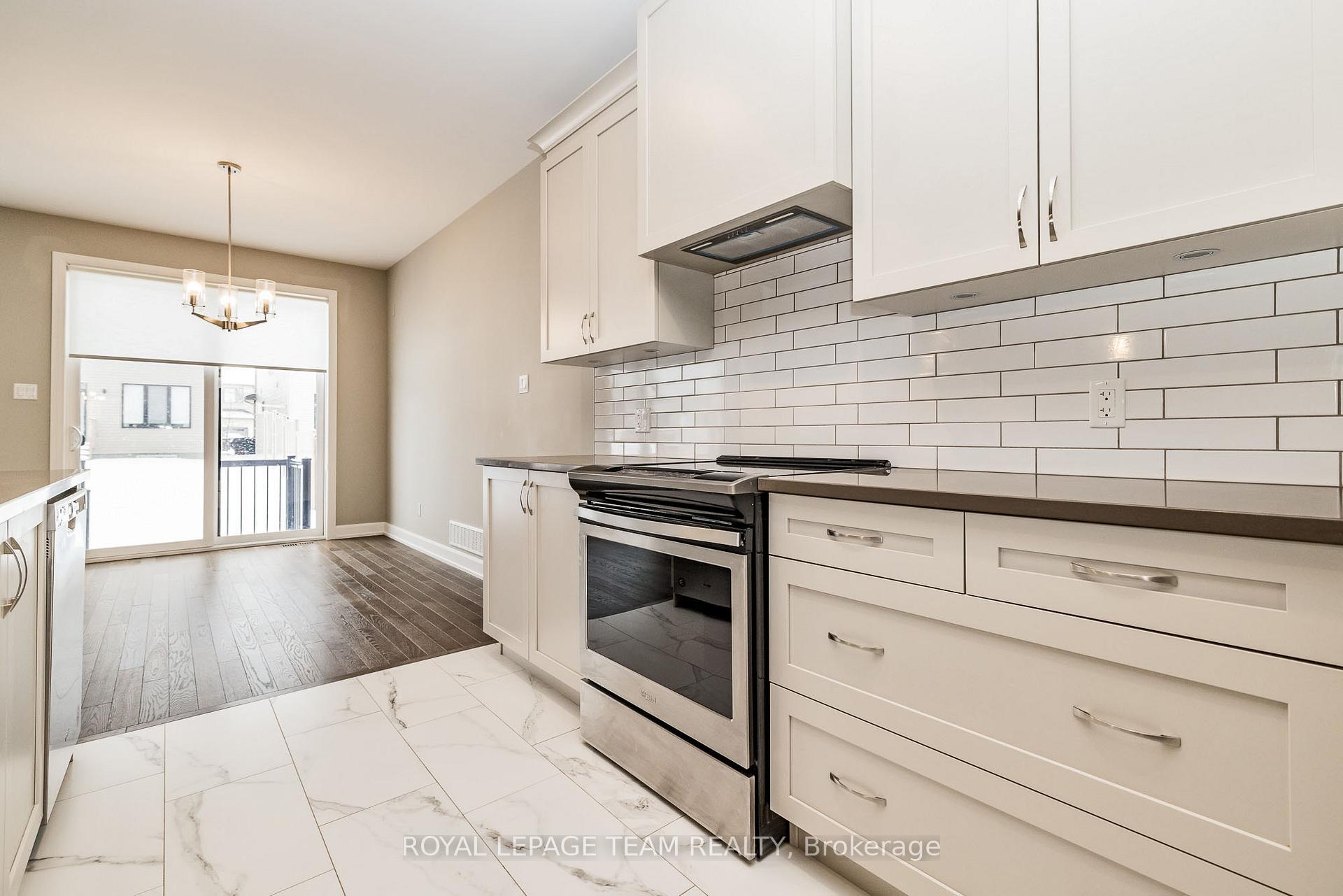Photo 12 of 19 Berryman Street, Carleton Place — HOMEH