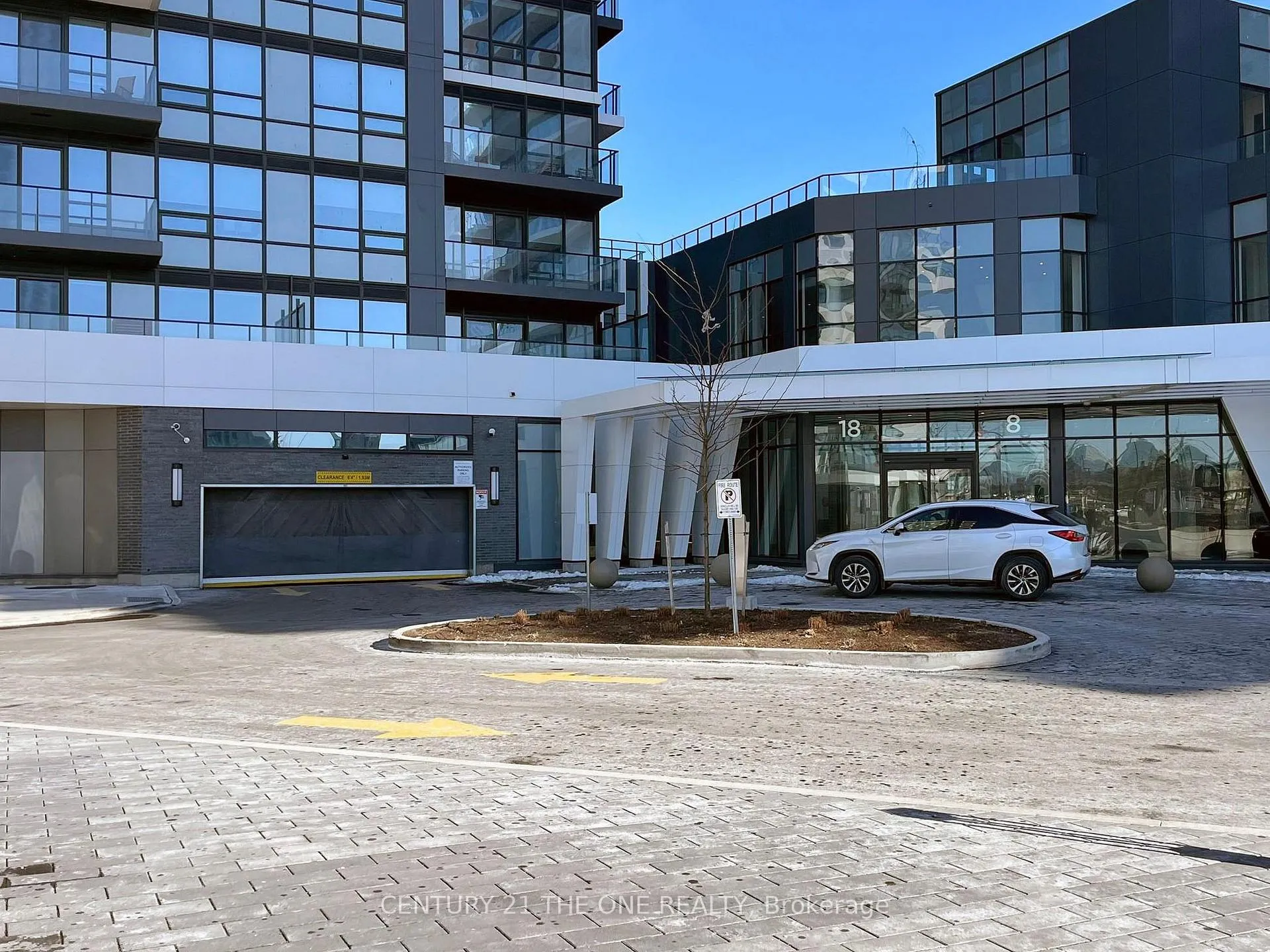 Photo 4 of Unit 805, 18 Water Walk Drive, Markham, Unionville — HOMEH