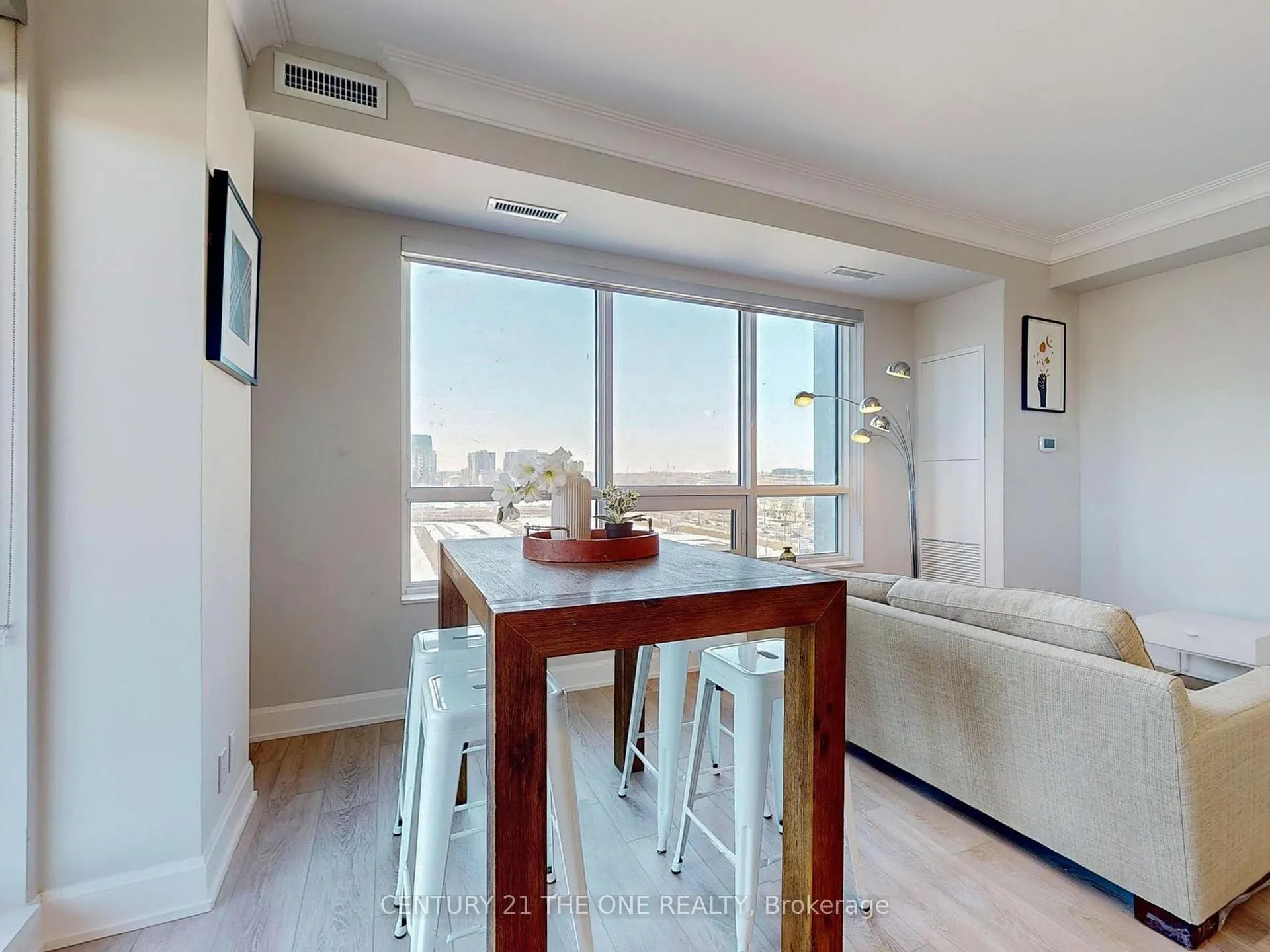 Photo 13 of Unit 805, 18 Water Walk Drive, Markham, Unionville — HOMEH