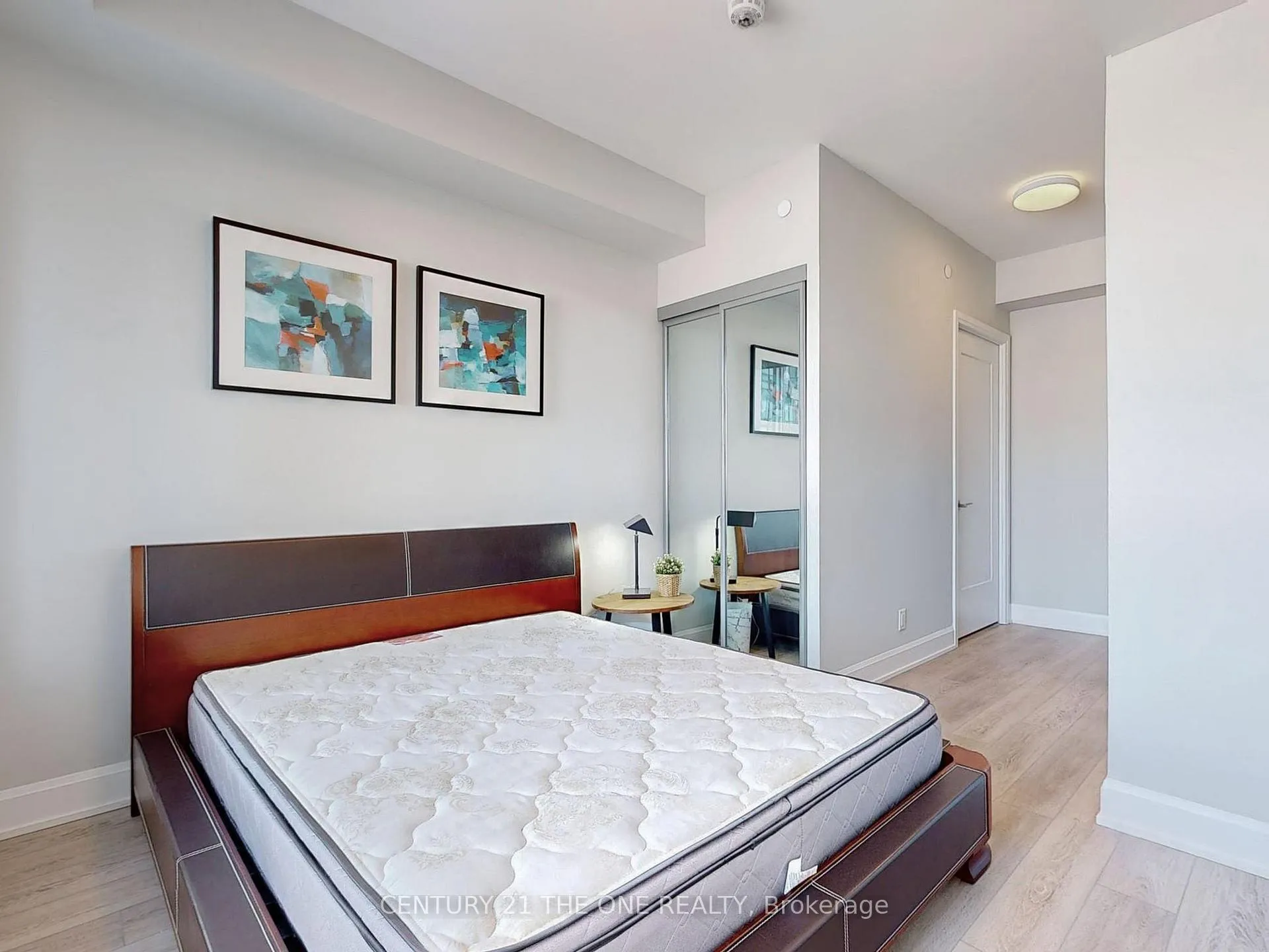 Photo 16 of Unit 805, 18 Water Walk Drive, Markham, Unionville — HOMEH