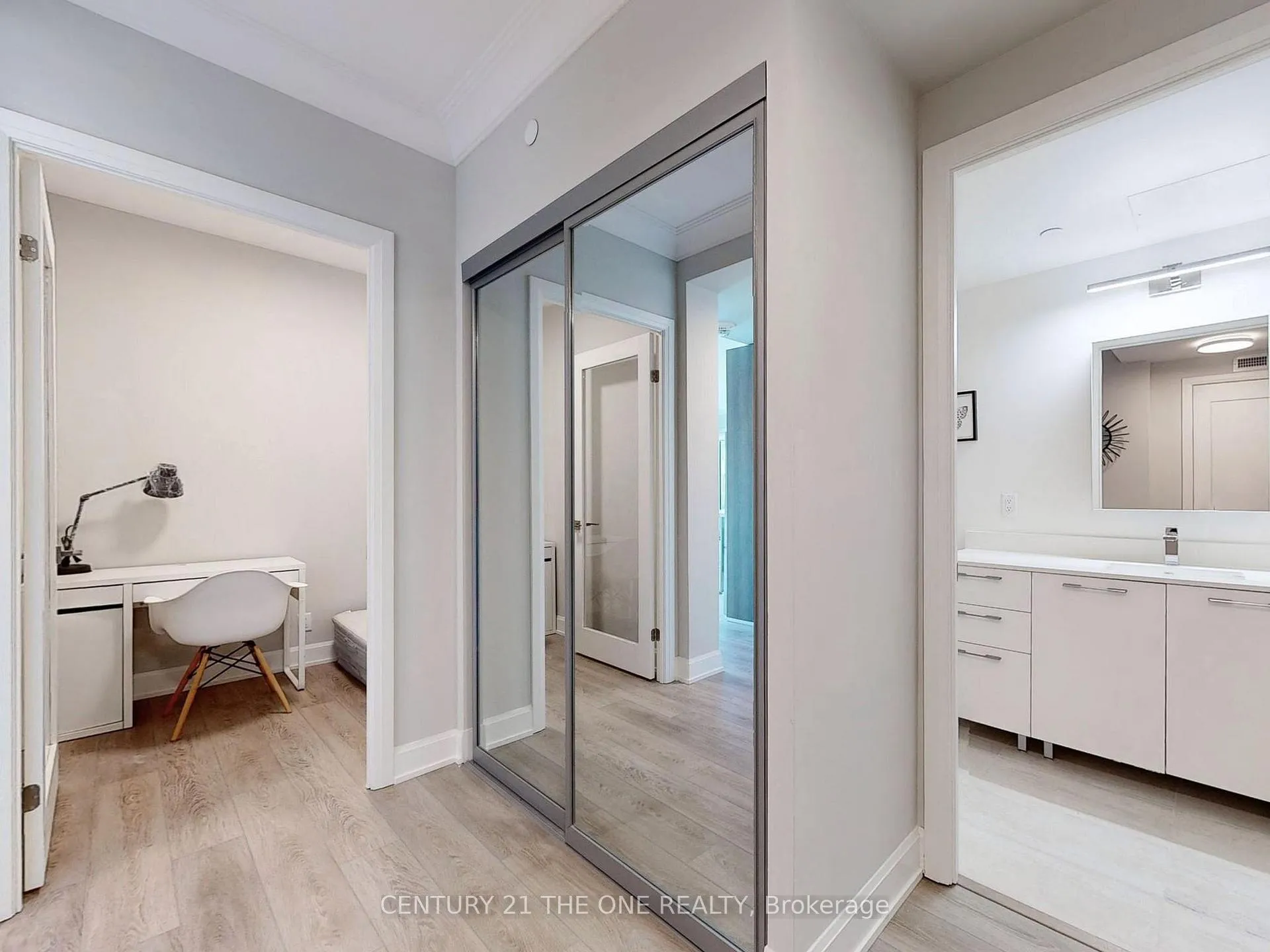 Photo 23 of Unit 805, 18 Water Walk Drive, Markham, Unionville — HOMEH