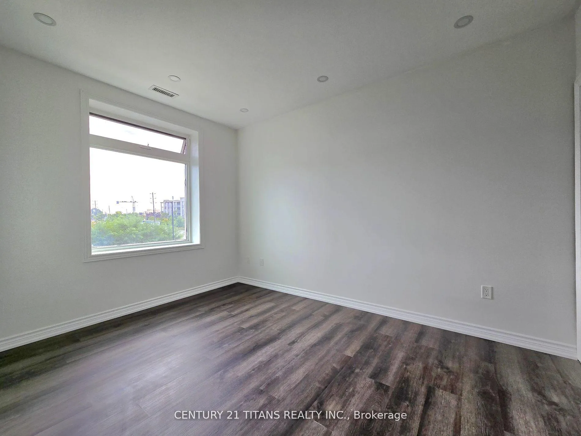 Photo 8 of Unit 220, 7325 Markham Road, Markham, Cedarwood — HOMEH