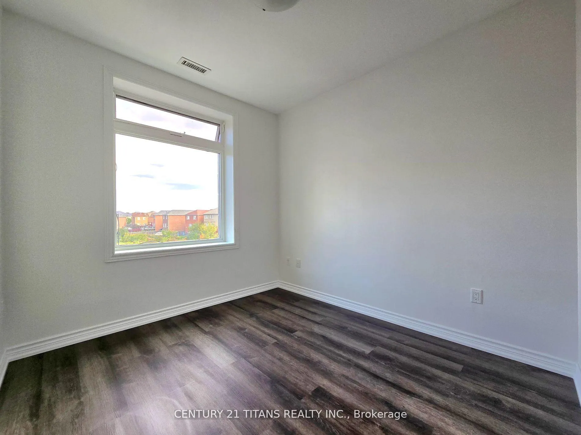 Photo 13 of Unit 220, 7325 Markham Road, Markham, Cedarwood — HOMEH