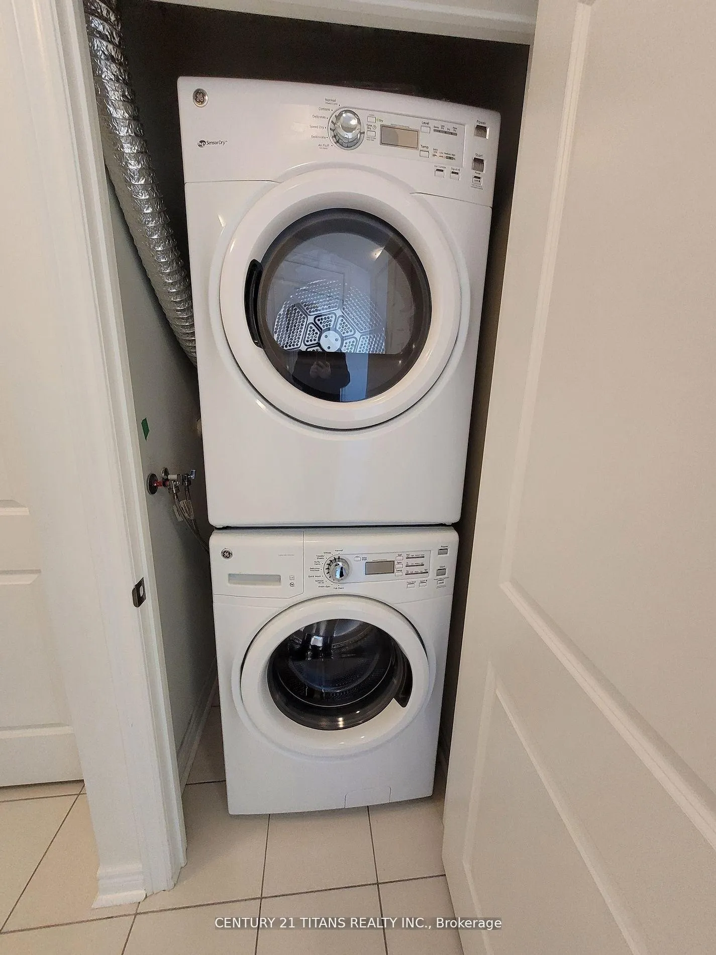 Photo 15 of Unit 220, 7325 Markham Road, Markham, Cedarwood — HOMEH