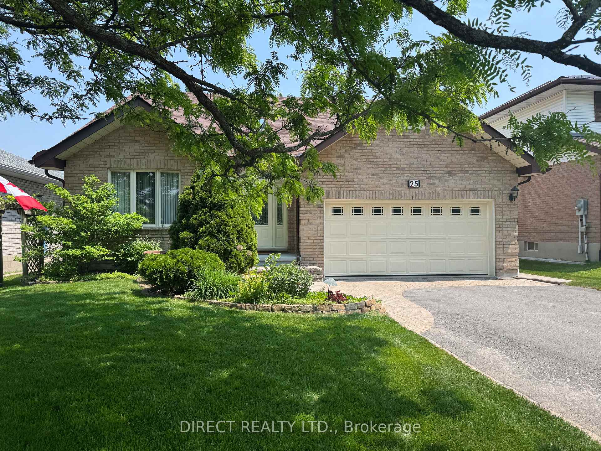 Photo 1 of 25 Dungannon Drive, Belleville, Belleville Ward — HOMEH