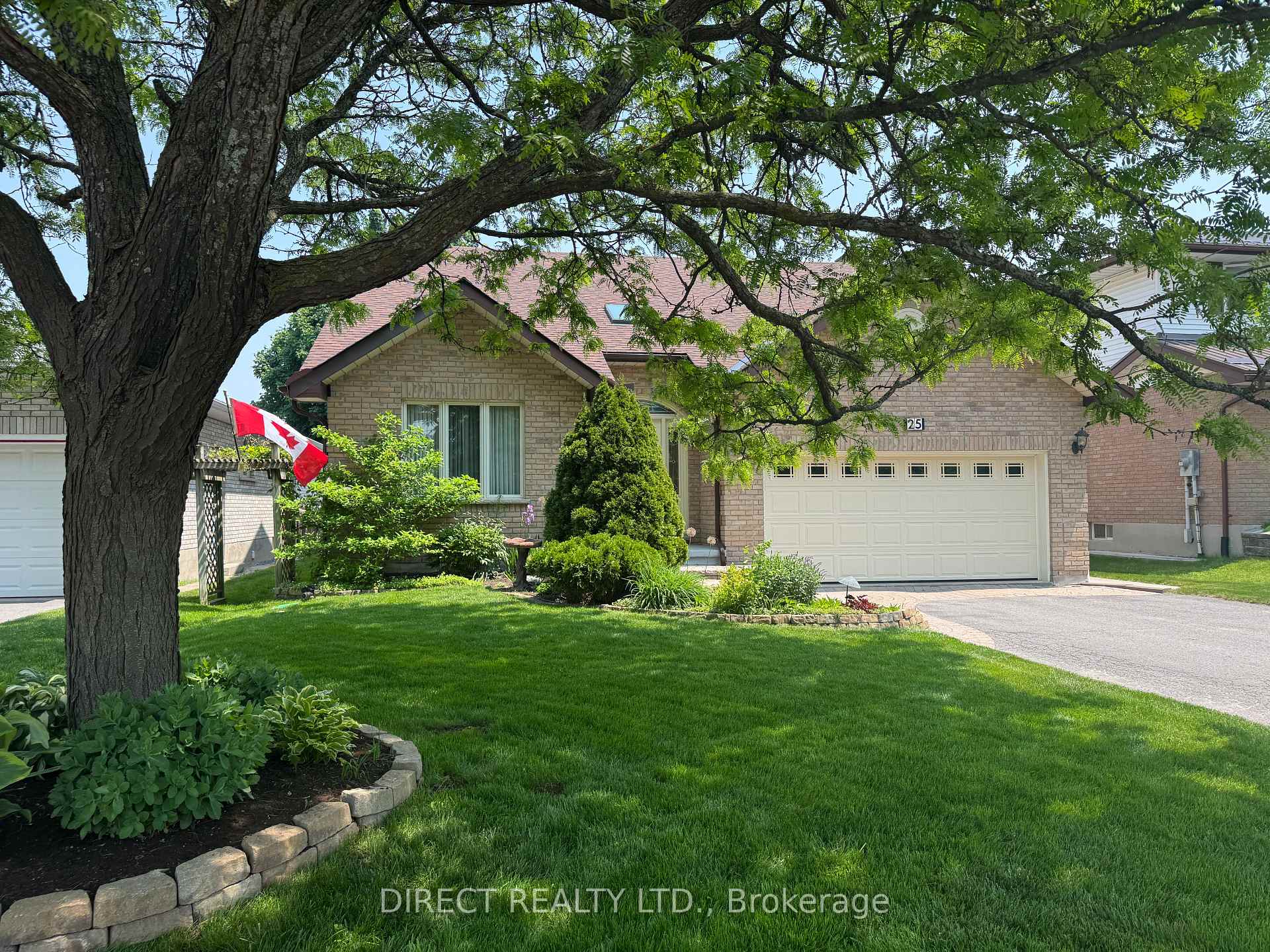 Photo 2 of 25 Dungannon Drive, Belleville, Belleville Ward — HOMEH
