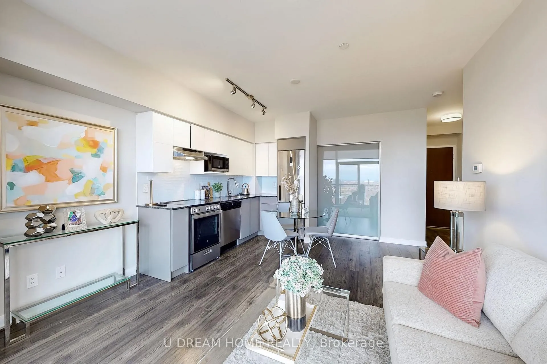 Photo 6 of Unit 1506, 120 Varna Drive, Toronto, Englemount-Lawrence — HOMEH