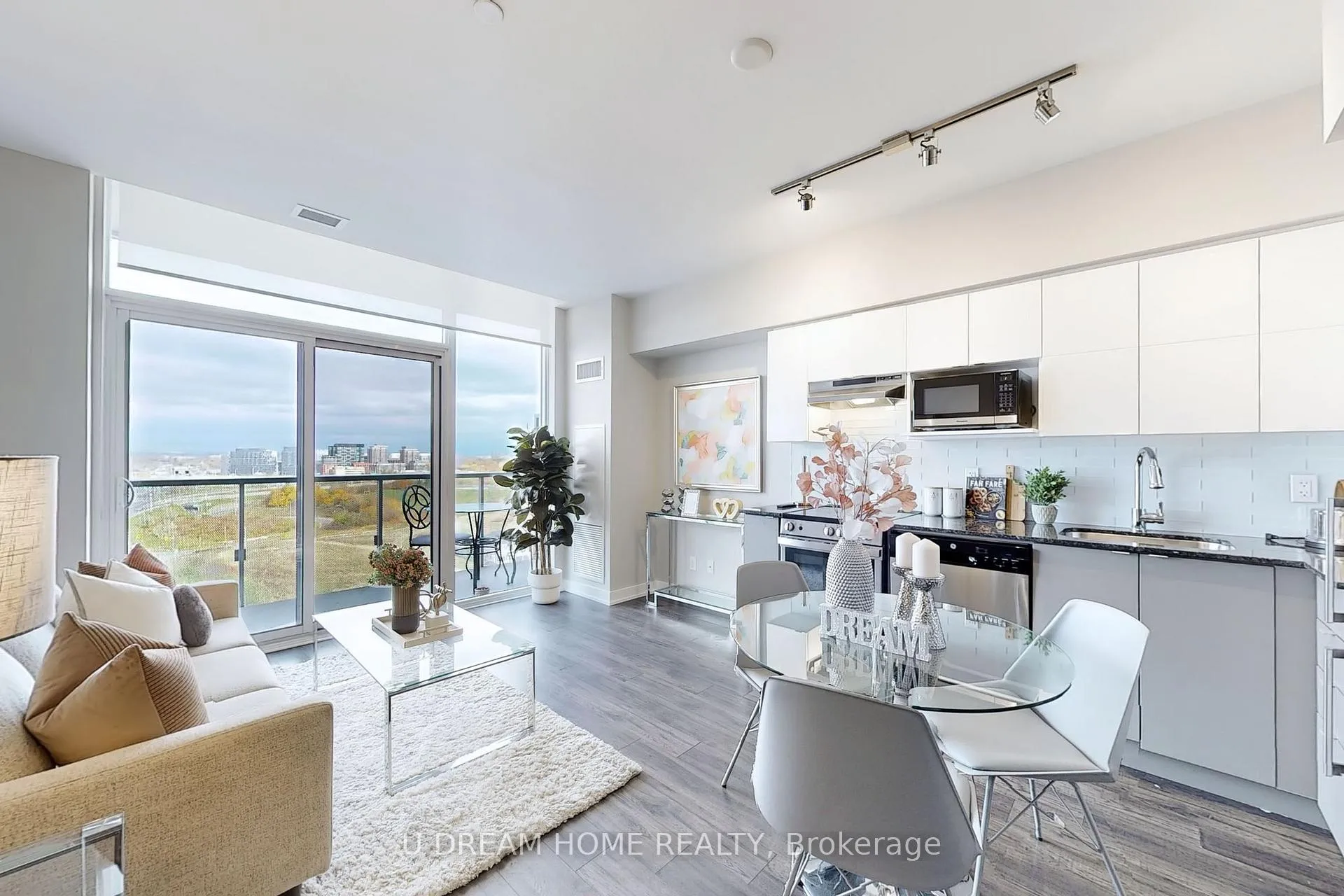 Photo 9 of Unit 1506, 120 Varna Drive, Toronto, Englemount-Lawrence — HOMEH