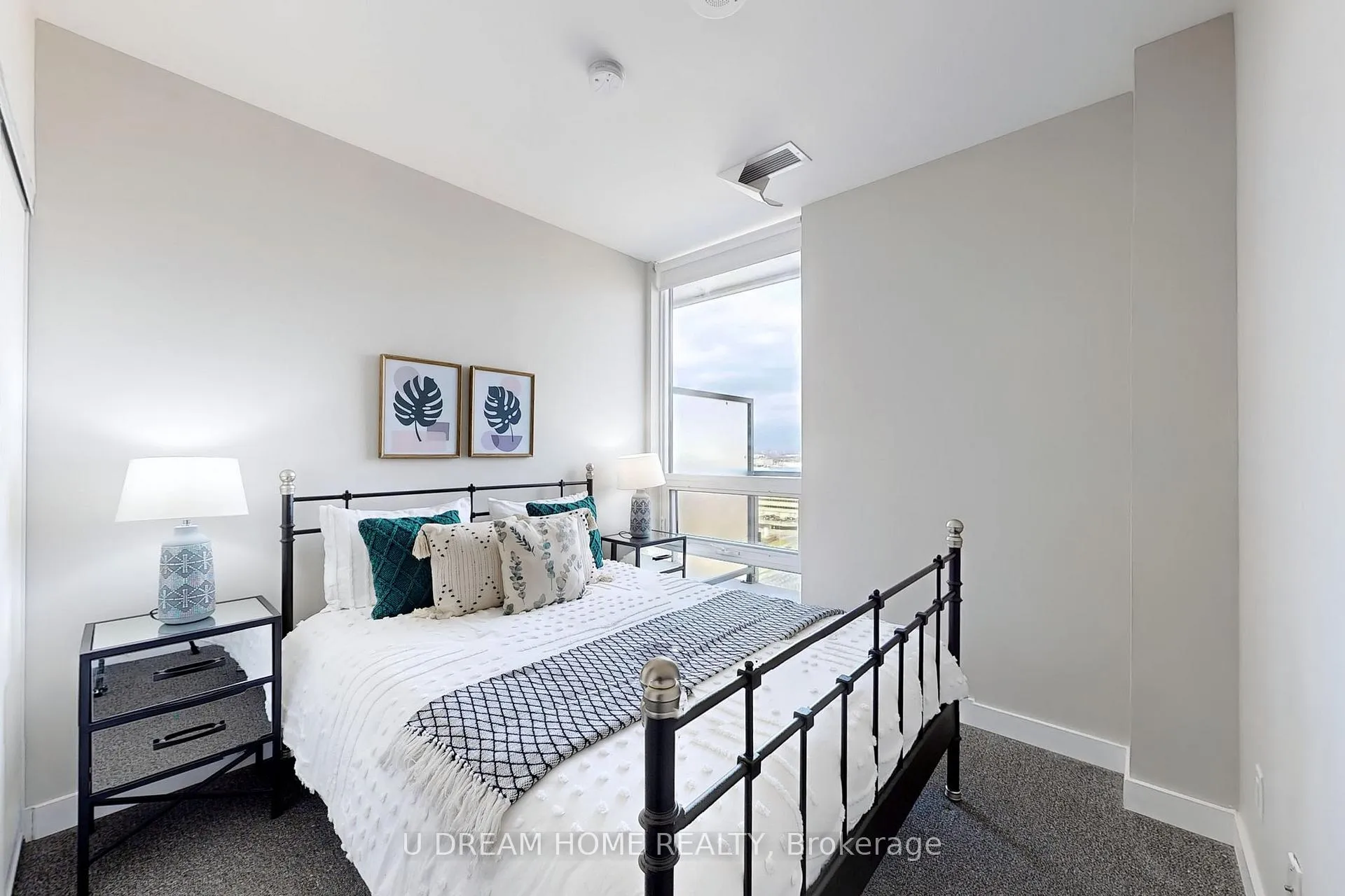 Photo 10 of Unit 1506, 120 Varna Drive, Toronto, Englemount-Lawrence — HOMEH