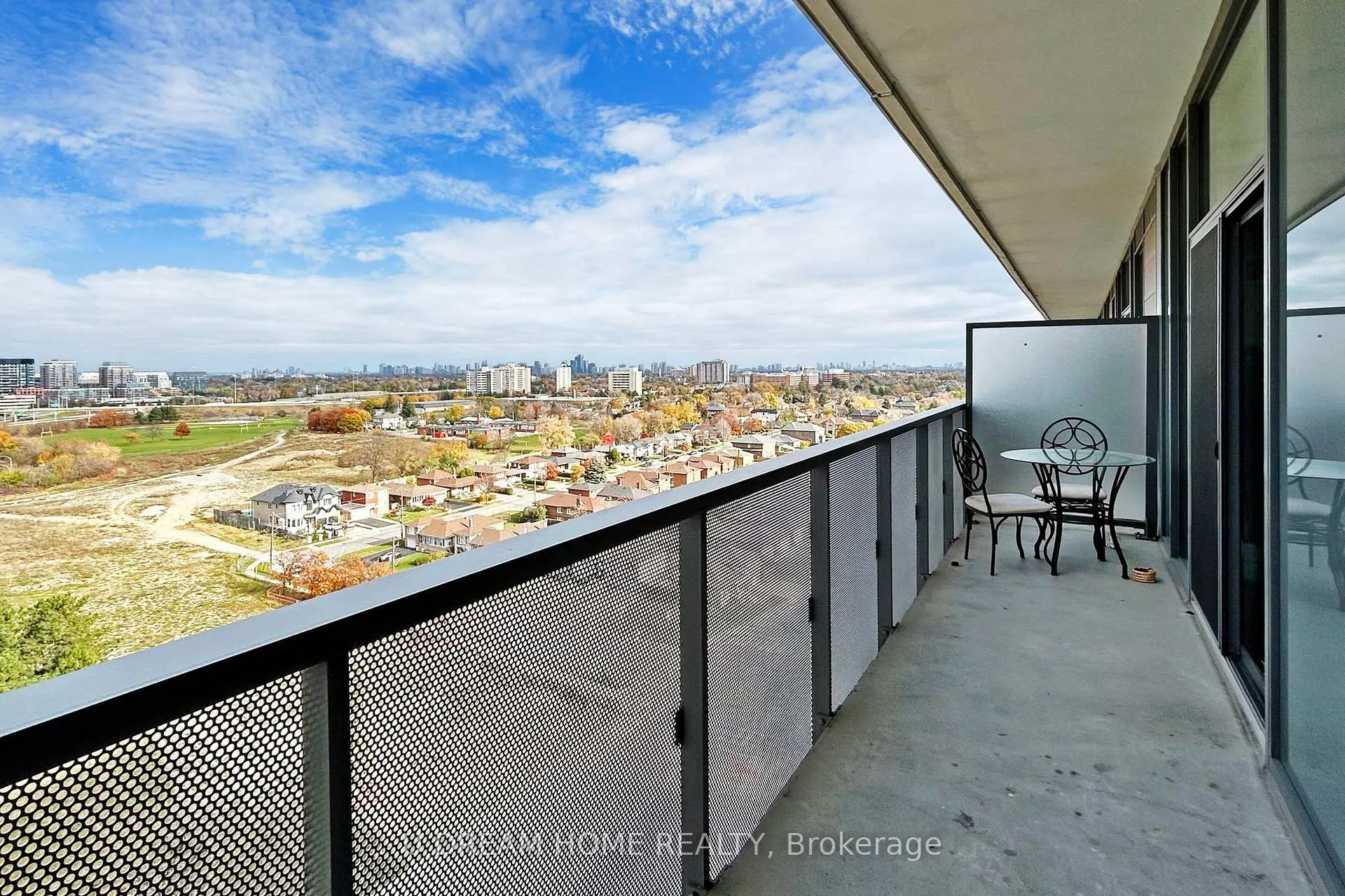 Photo 17 of Unit 1506, 120 Varna Drive, Toronto, Englemount-Lawrence — HOMEH