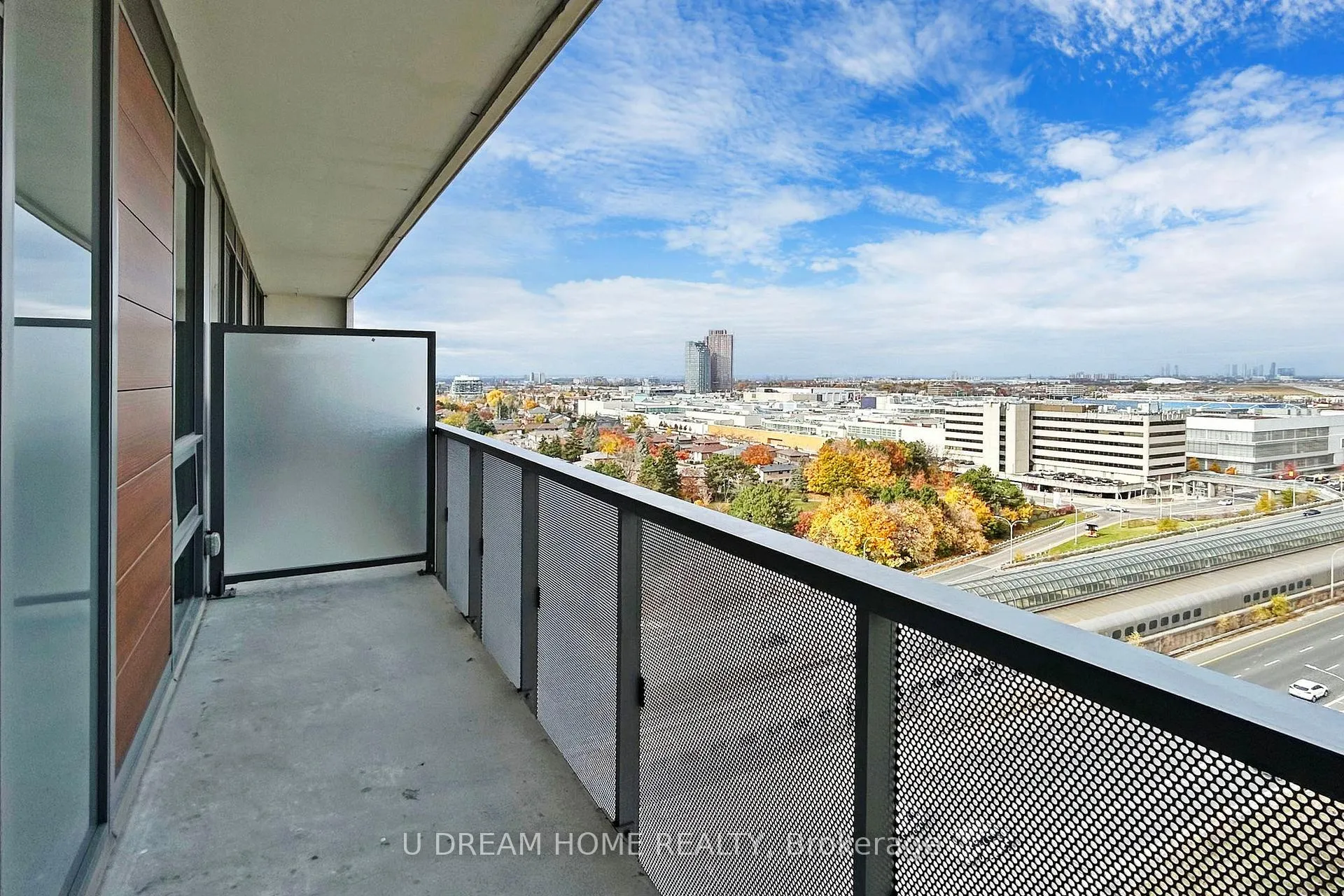 Photo 18 of Unit 1506, 120 Varna Drive, Toronto, Englemount-Lawrence — HOMEH