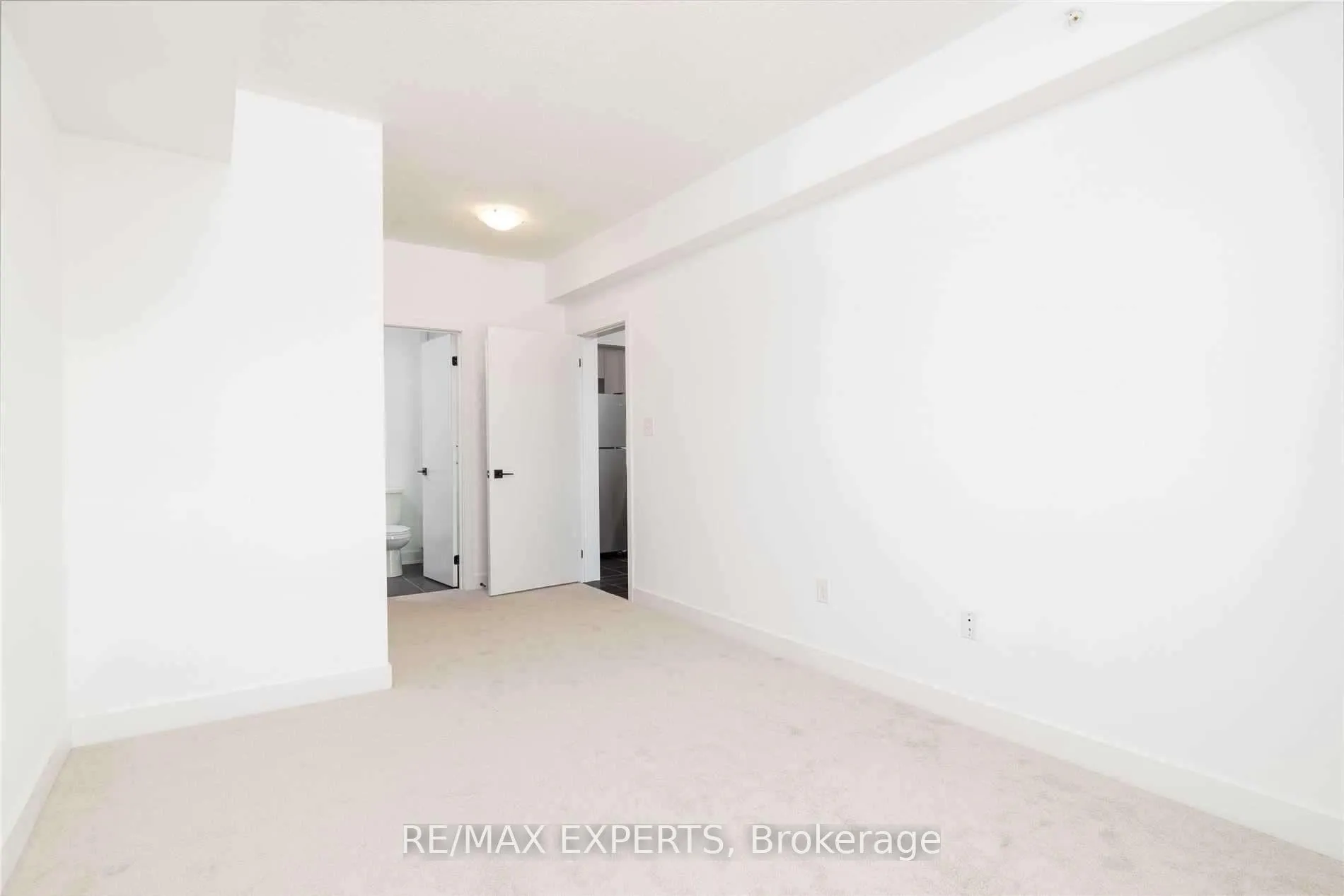 Photo 13 of Unit 604, 4 Spice Way, Barrie, Rural Barrie Southeast — HOMEH