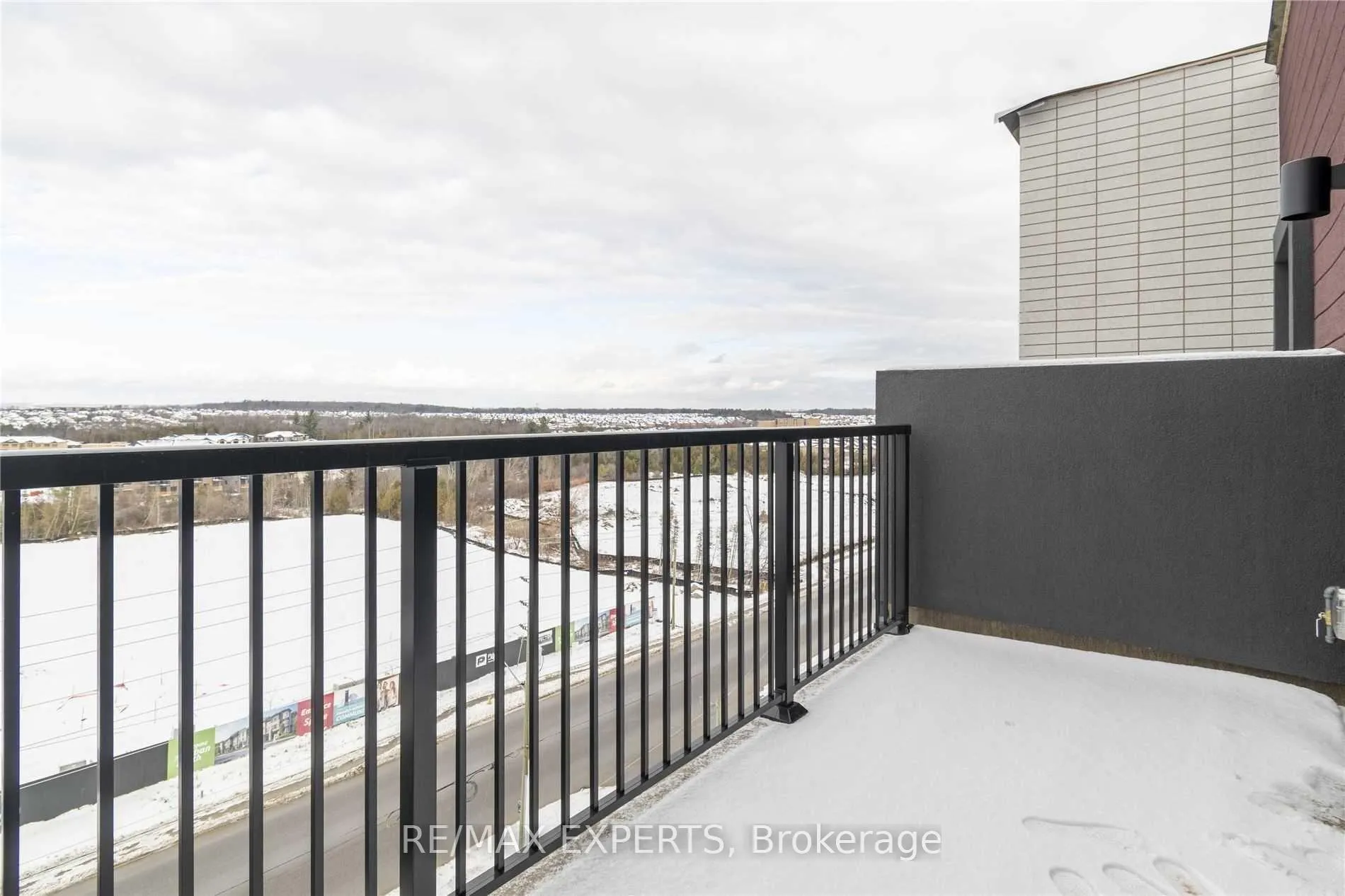 Photo 18 of Unit 604, 4 Spice Way, Barrie, Rural Barrie Southeast — HOMEH