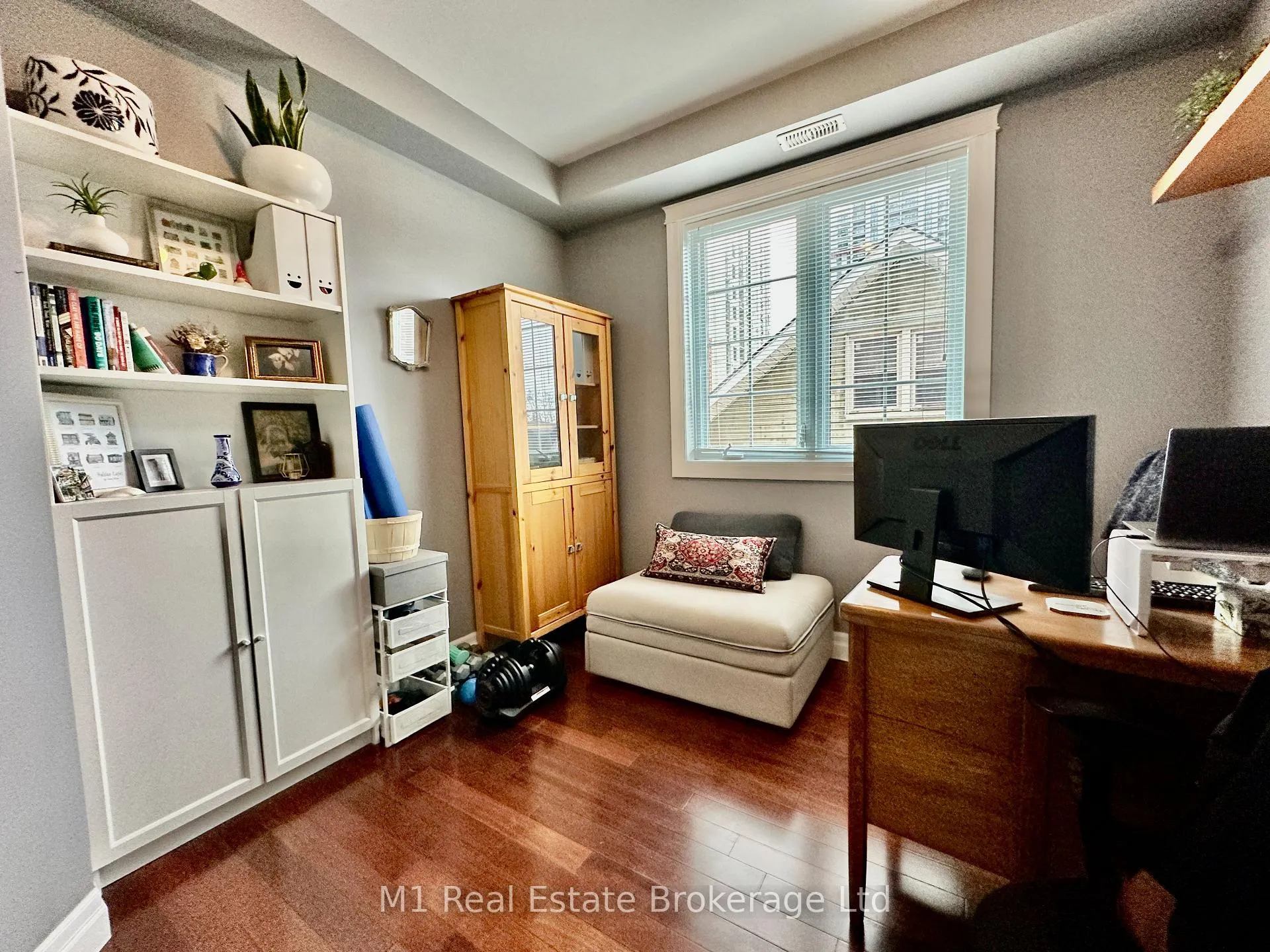Photo 3 of Unit 309, 555 King Street E, Kitchener — HOMEH