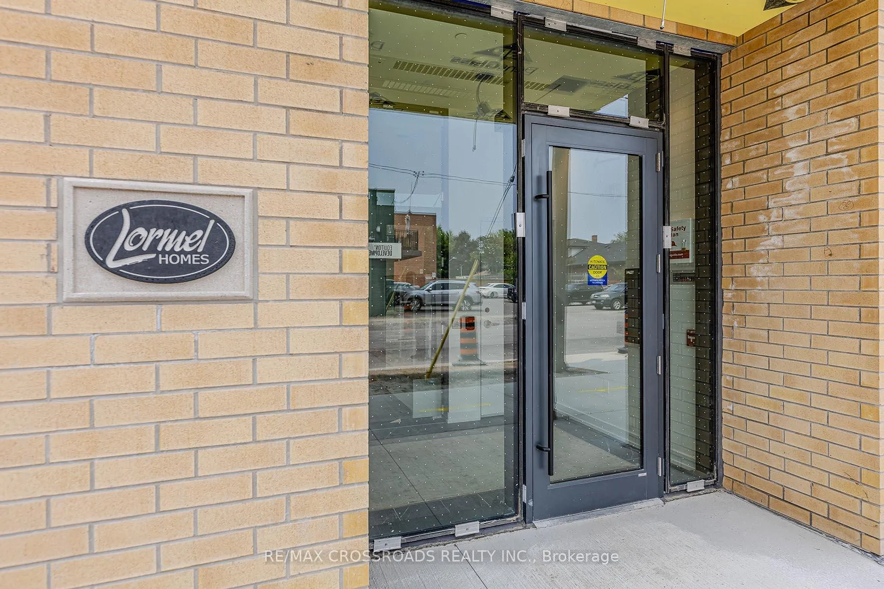 Photo 3 of Unit 601, 6 Chartwell Road, Etobicoke, Stonegate-Queensway — HOMEH