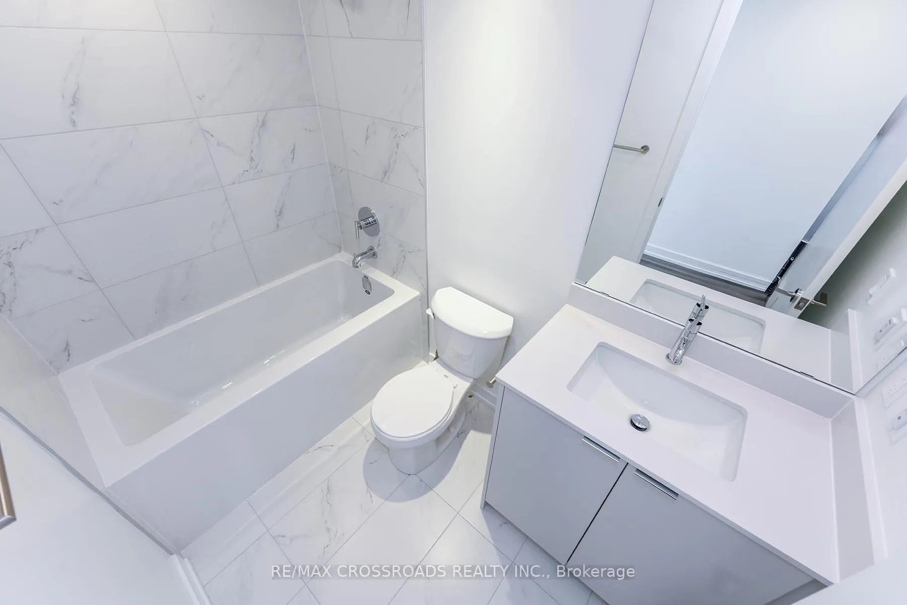 Photo 7 of Unit 601, 6 Chartwell Road, Etobicoke, Stonegate-Queensway — HOMEH