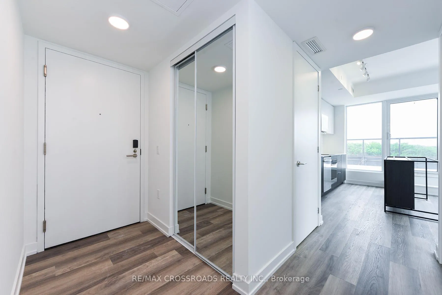 Photo 17 of Unit 601, 6 Chartwell Road, Etobicoke, Stonegate-Queensway — HOMEH