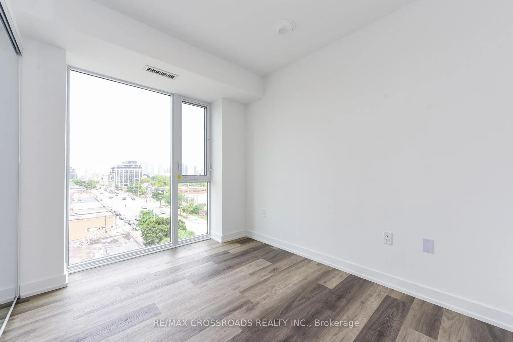 Photo 18 of Unit 601, 6 Chartwell Road, Etobicoke, Stonegate-Queensway — HOMEH