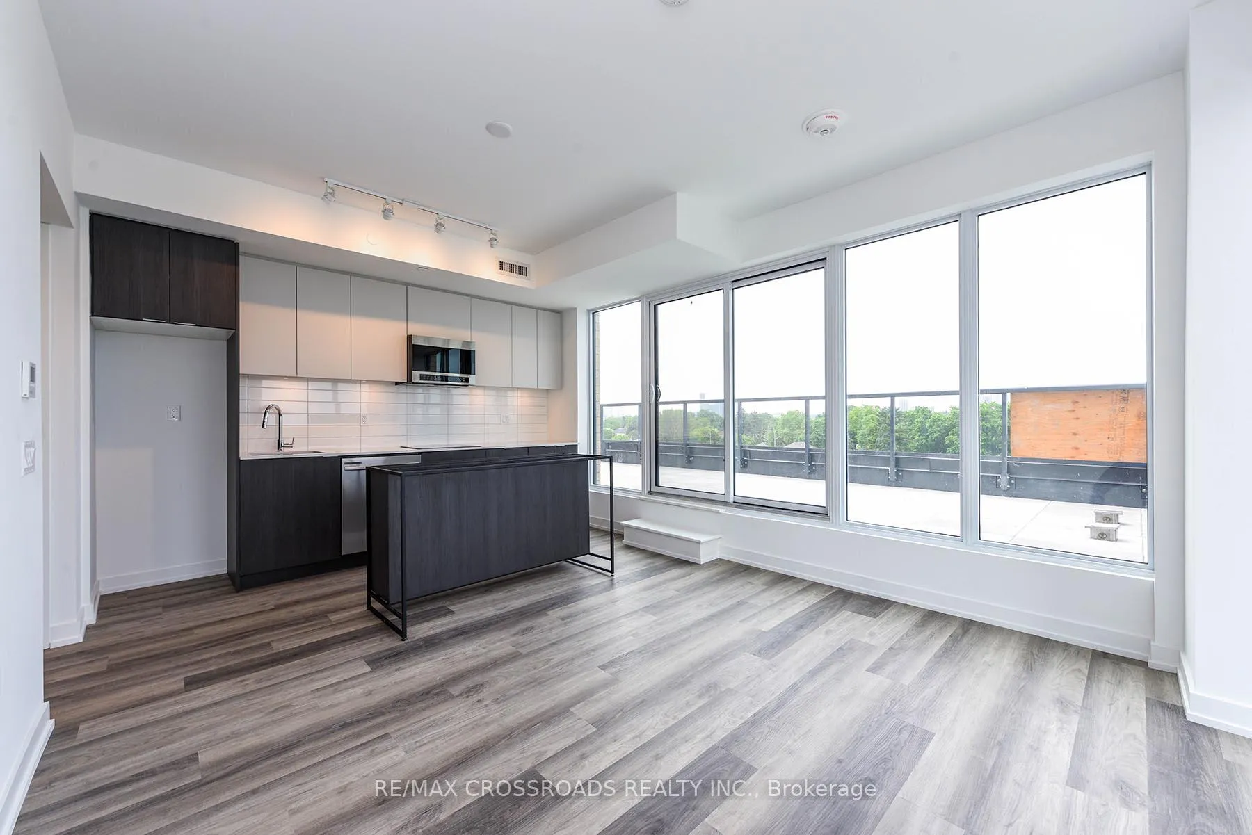 Photo 23 of Unit 601, 6 Chartwell Road, Etobicoke, Stonegate-Queensway — HOMEH