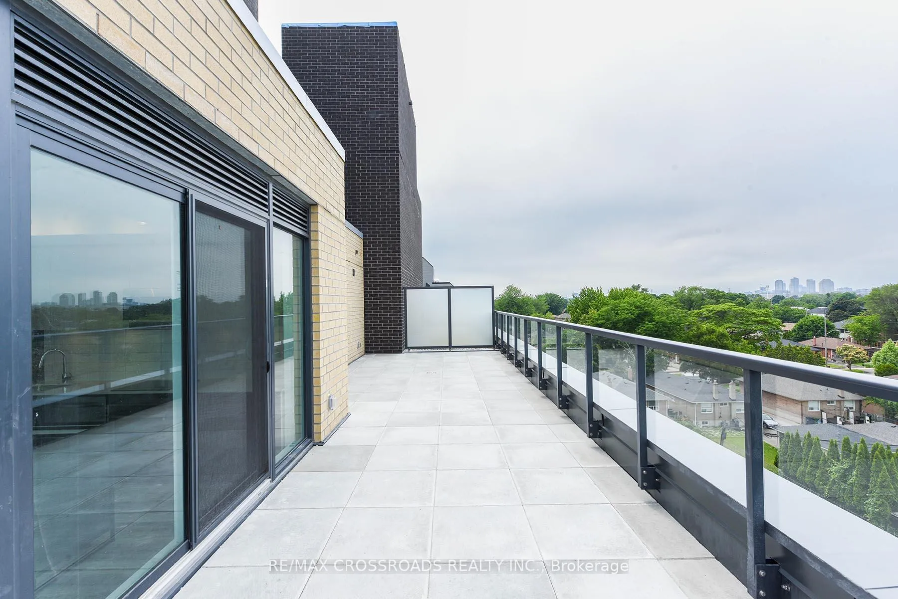 Photo 38 of Unit 601, 6 Chartwell Road, Etobicoke, Stonegate-Queensway — HOMEH