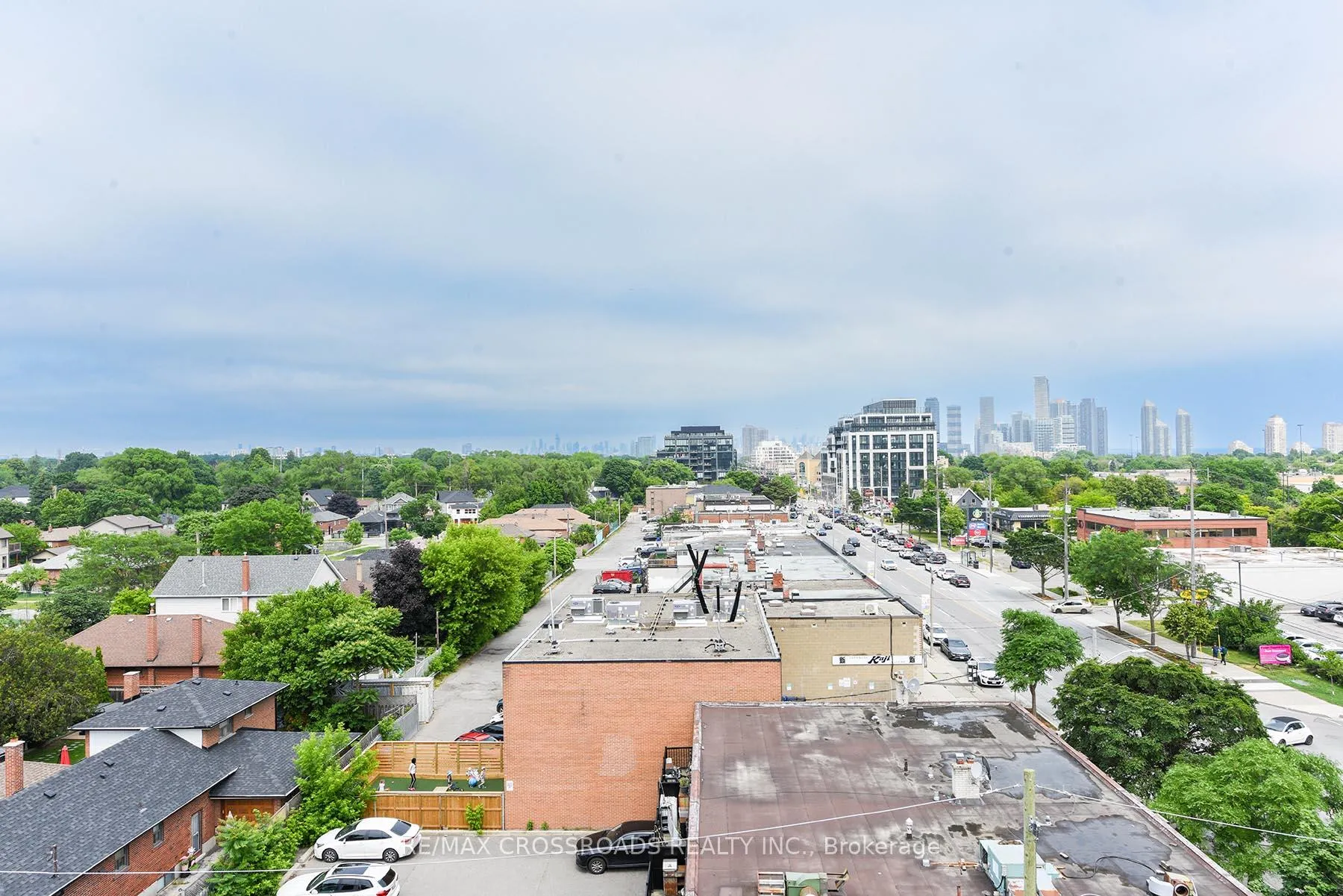 Photo 39 of Unit 601, 6 Chartwell Road, Etobicoke, Stonegate-Queensway — HOMEH