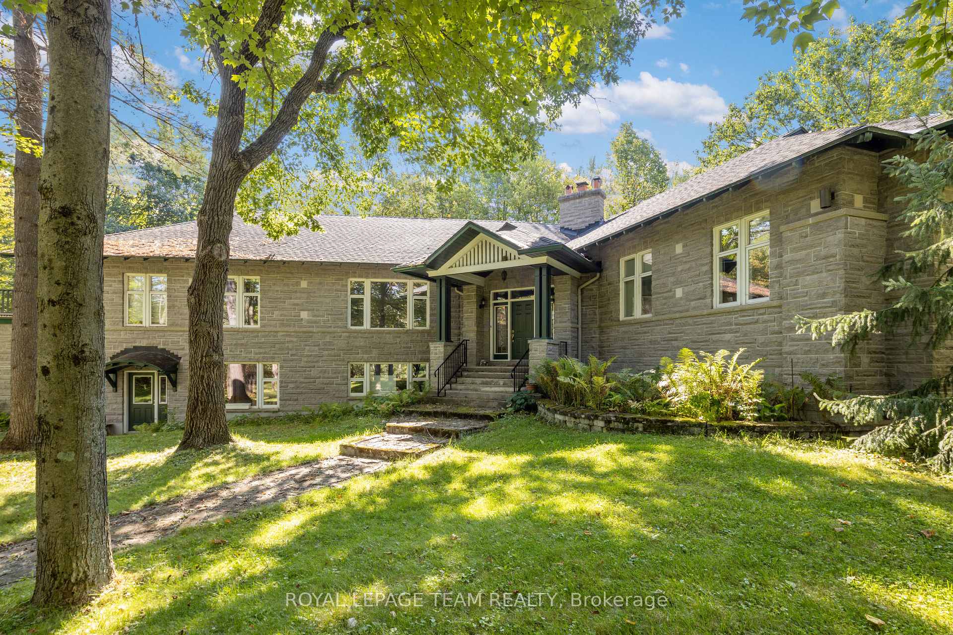 Photo 5 of 297 John Aselford Driveway Drive, Ottawa, Huntley Ward (North East) — HOMEH