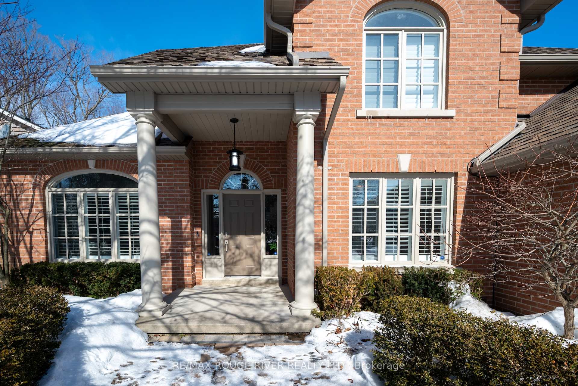 Photo 5 of 56 East House Crescent, Cobourg — HOMEH