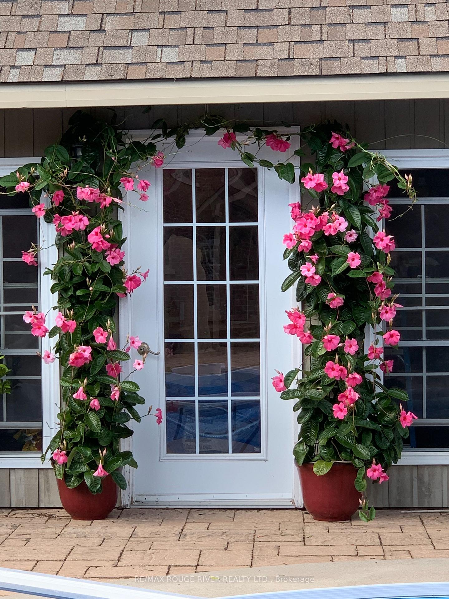 Photo 11 of 56 East House Crescent, Cobourg — HOMEH