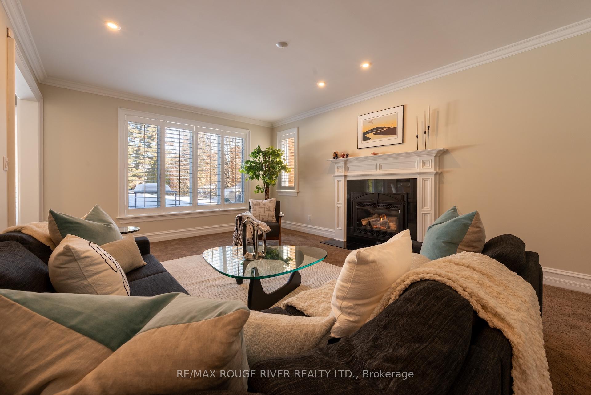 Photo 21 of 56 East House Crescent, Cobourg — HOMEH