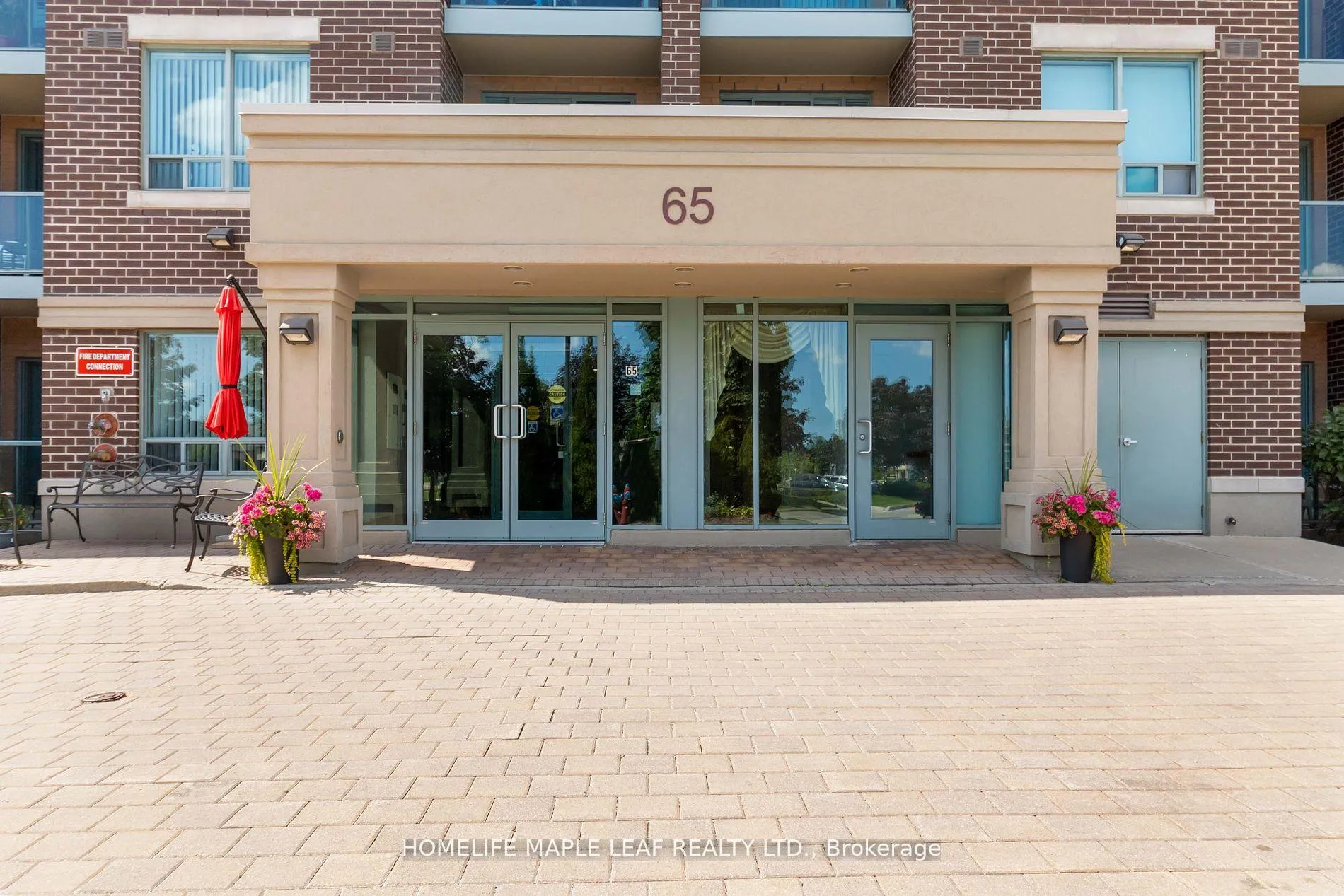 Photo 2 of Unit 206, 65 Via Rosedale Way, Brampton, Sandringham-Wellington — HOMEH