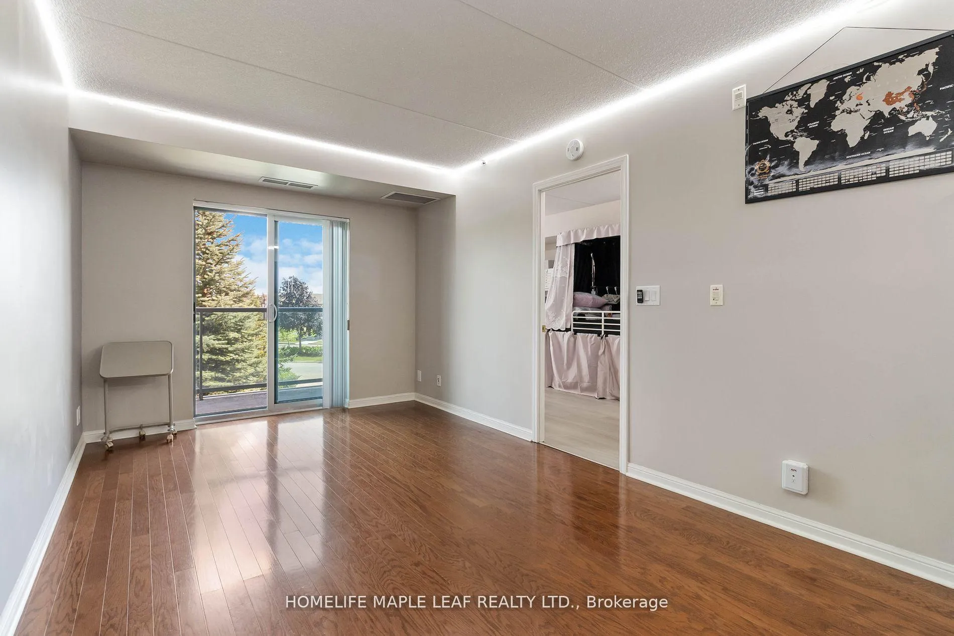 Photo 5 of Unit 206, 65 Via Rosedale Way, Brampton, Sandringham-Wellington — HOMEH