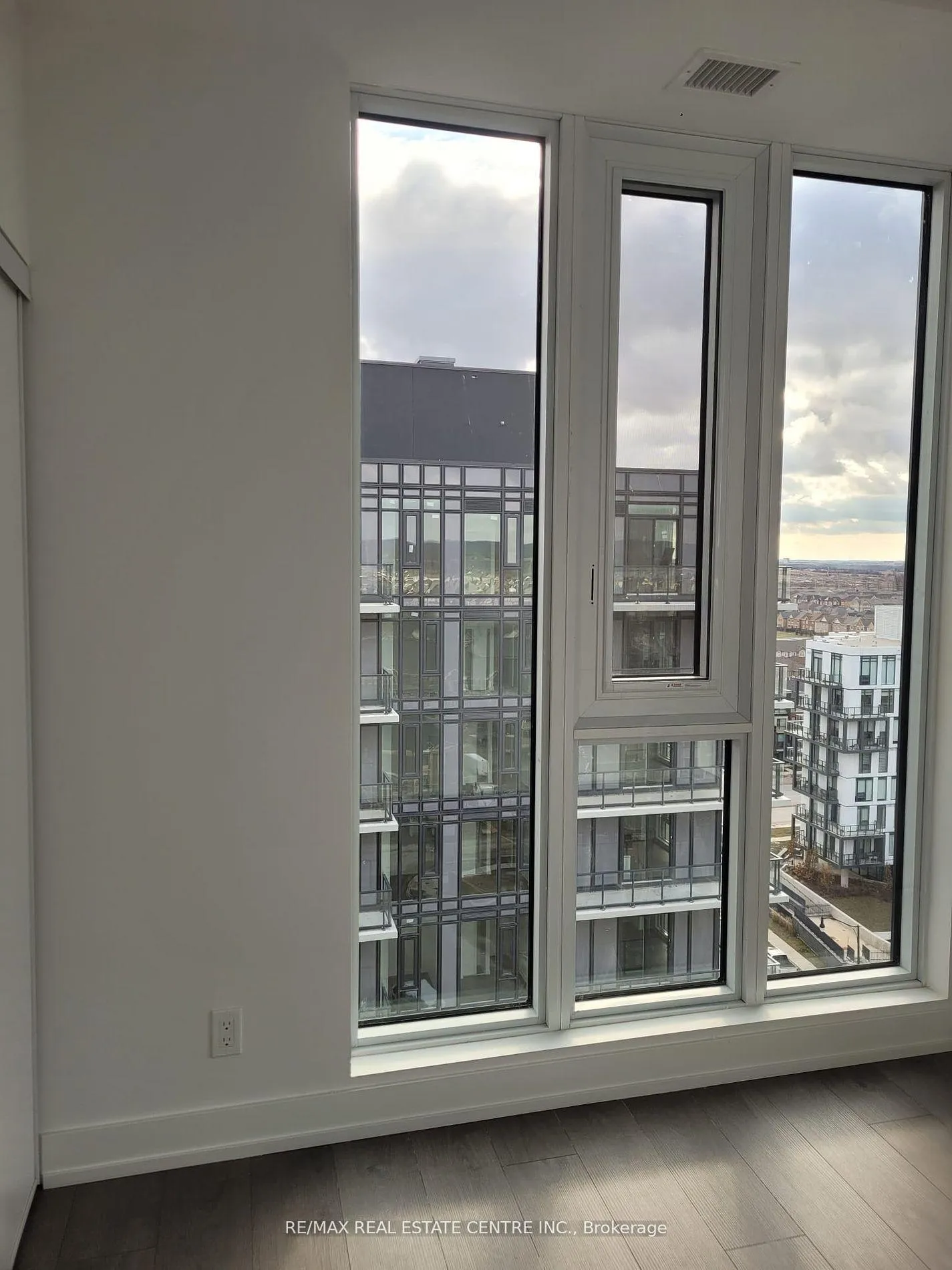 Photo 8 of Unit 1208, 225 Veterans Drive, Brampton, Northwest Brampton — HOMEH