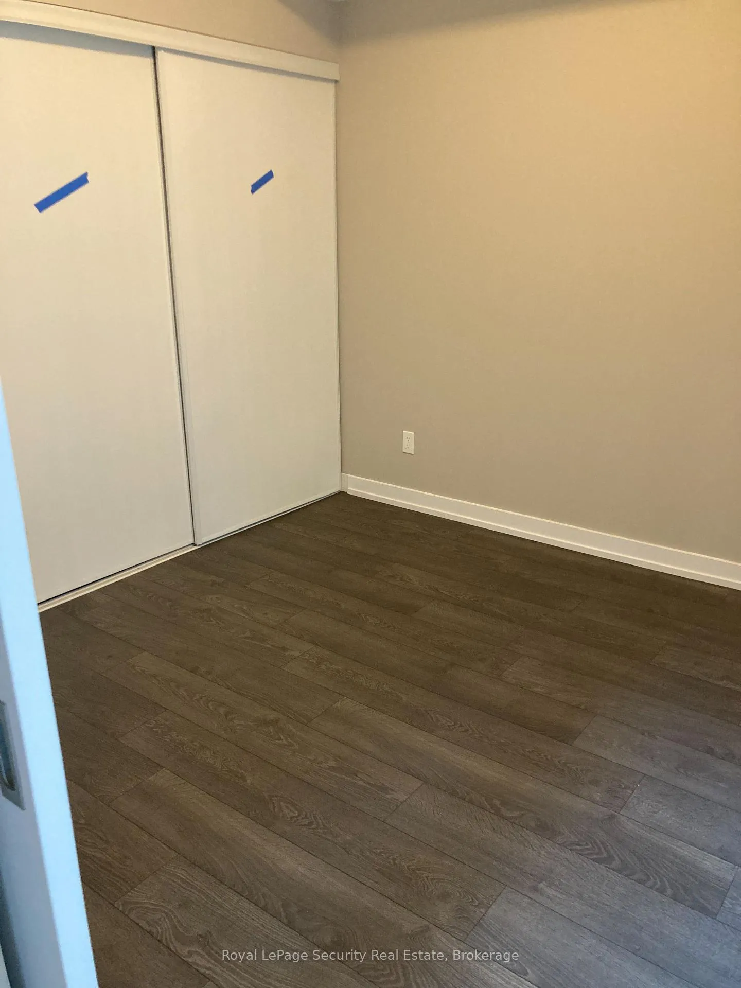 Photo 26 of Unit 210, 50 Ann Street, Caledon, Bolton West — HOMEH