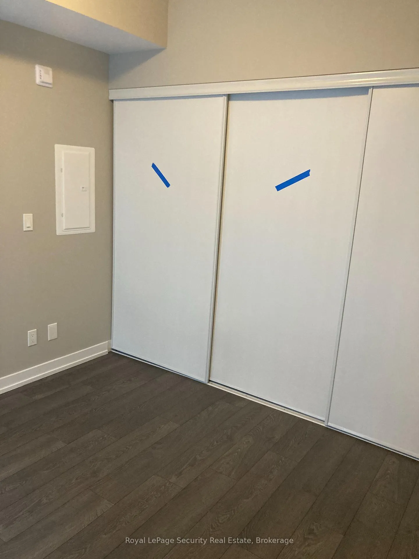 Photo 27 of Unit 210, 50 Ann Street, Caledon, Bolton West — HOMEH