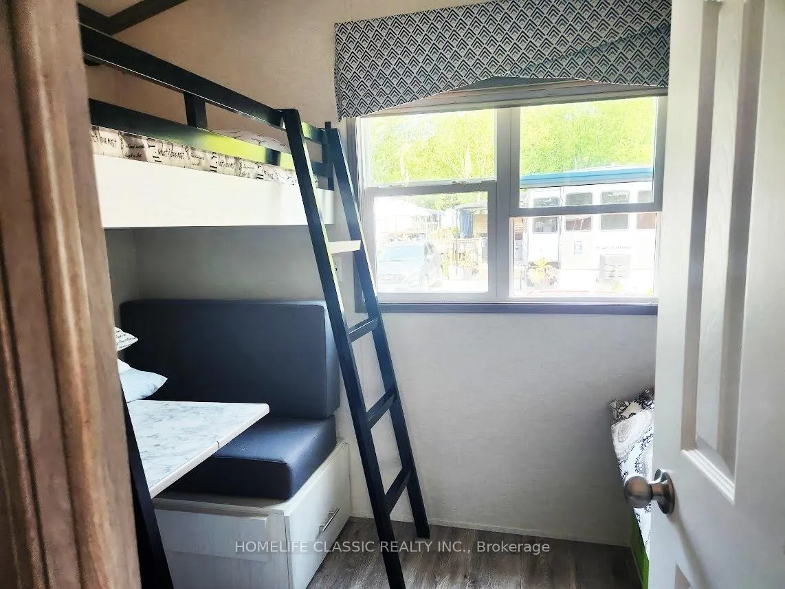 Photo 8 of Unit 645, 225 Platten Boulevard, Scugog, Rural Scugog — HOMEH