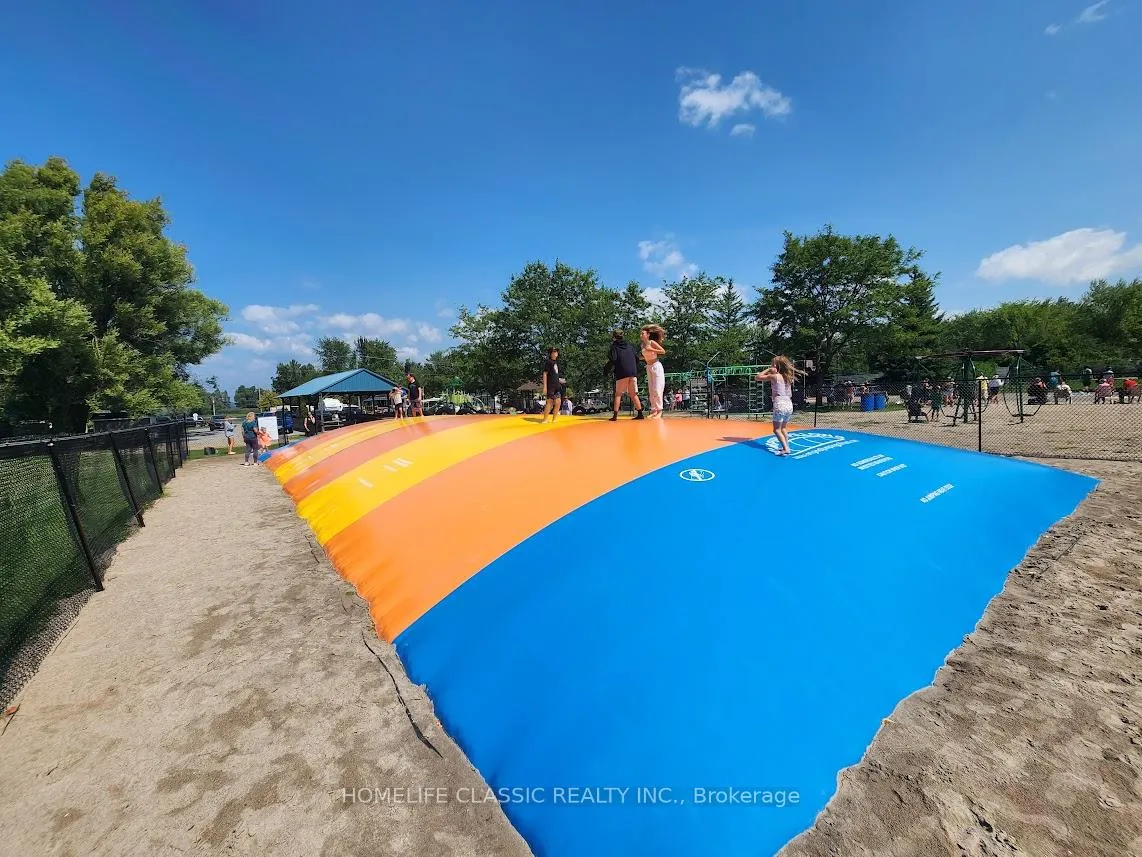 Photo 10 of Unit 645, 225 Platten Boulevard, Scugog, Rural Scugog — HOMEH