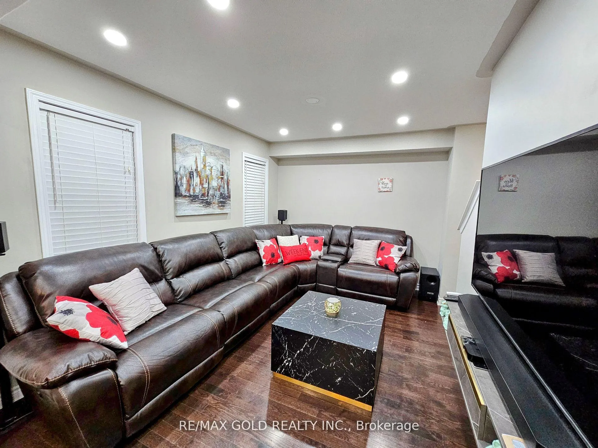 Photo 16 of 94 Baycliffe Crescent, Brampton, Northwest Brampton — HOMEH