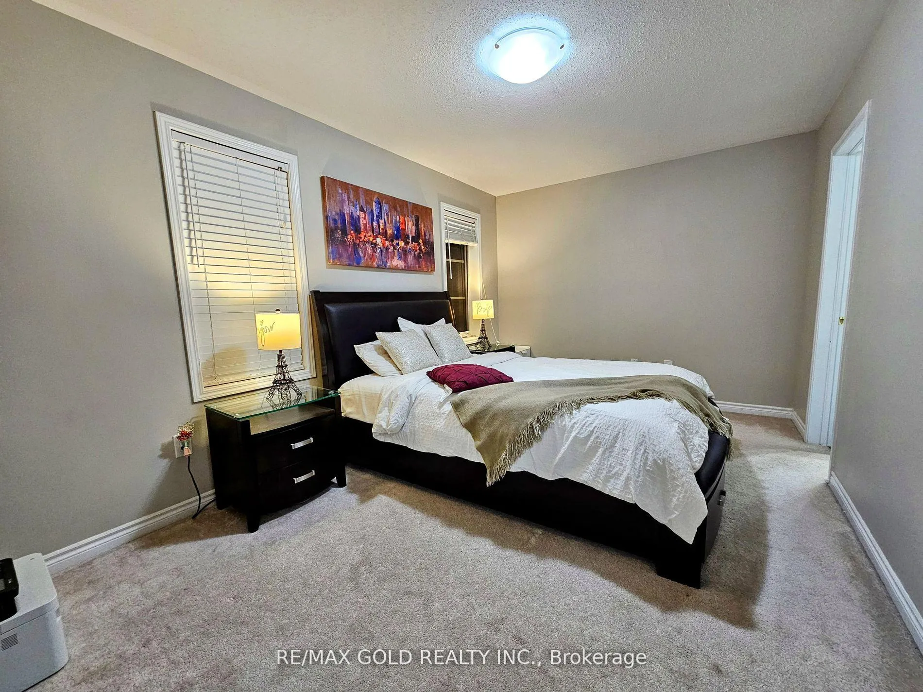 Photo 17 of 94 Baycliffe Crescent, Brampton, Northwest Brampton — HOMEH
