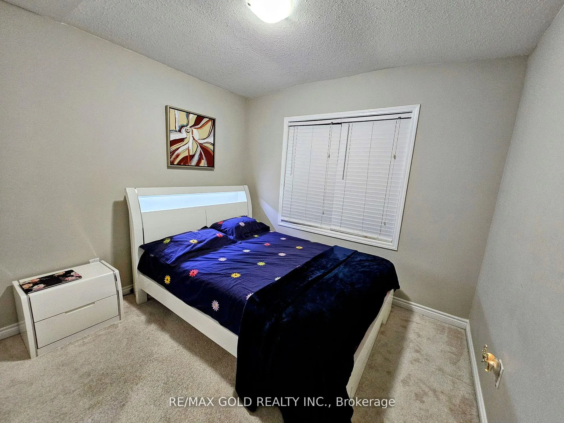 Photo 22 of 94 Baycliffe Crescent, Brampton, Northwest Brampton — HOMEH