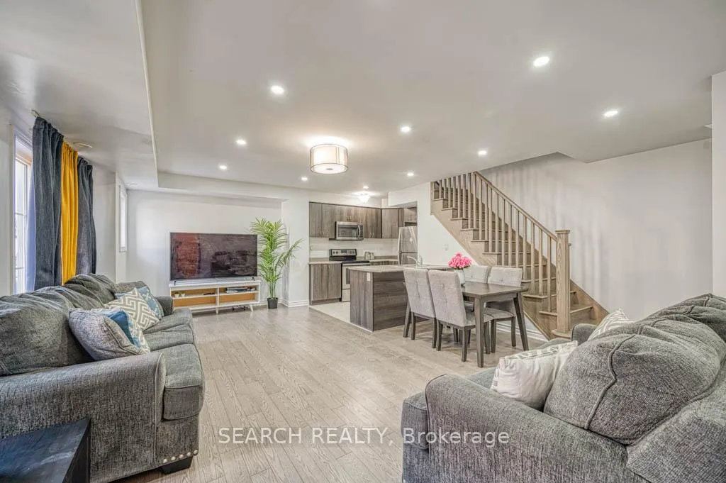 Photo 8 of Unit 122, 200 Veterans Drive, Brampton, Northwest Brampton — HOMEH