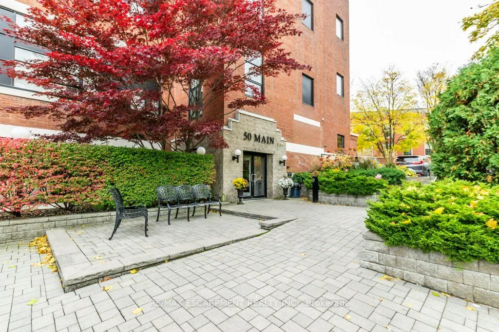 Photo 3 of Unit 405, 50 Main Street, Hamilton, Dundas — HOMEH