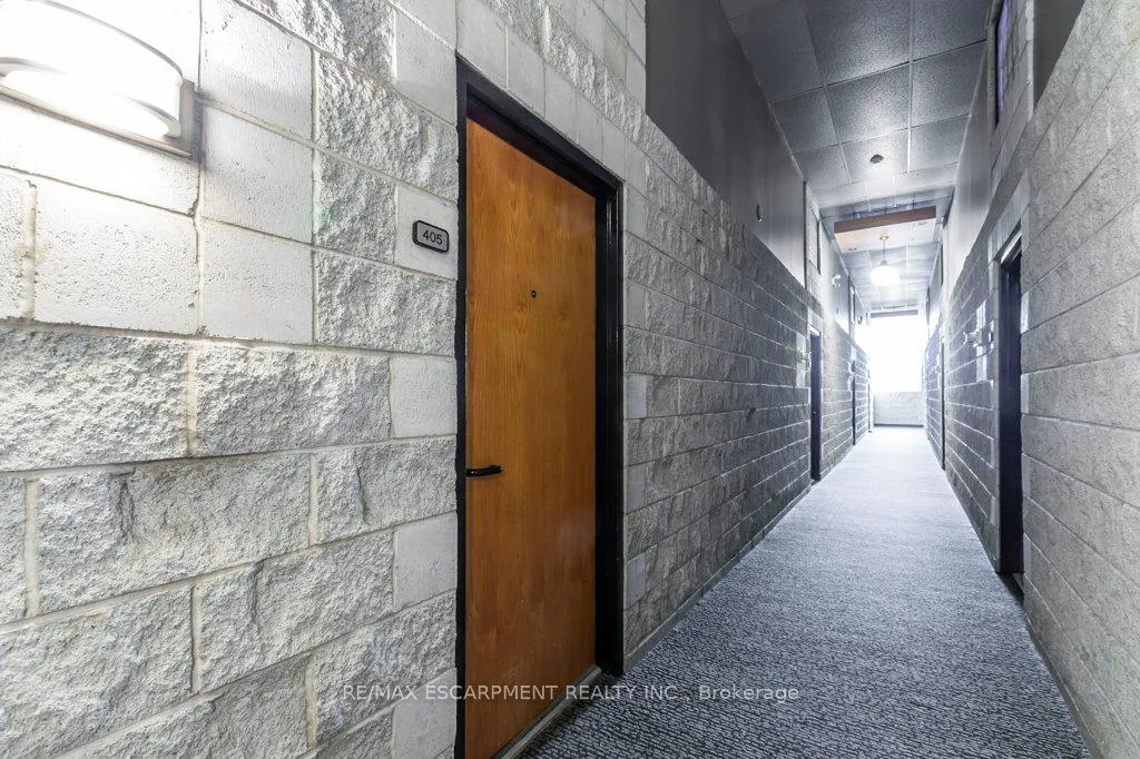 Photo 7 of Unit 405, 50 Main Street, Hamilton, Dundas — HOMEH