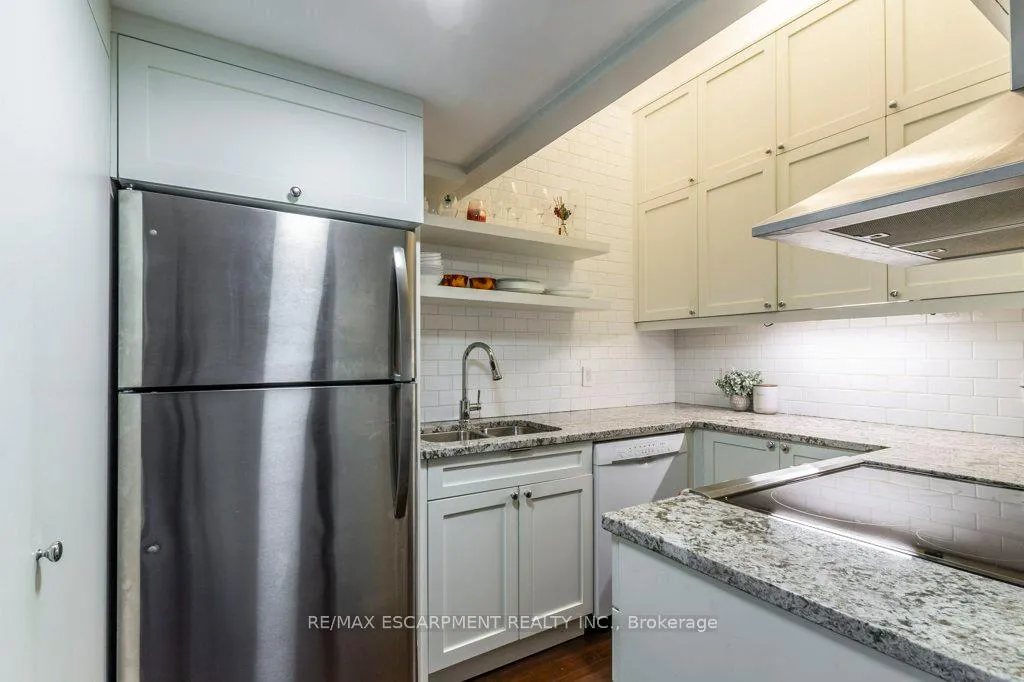 Photo 11 of Unit 405, 50 Main Street, Hamilton, Dundas — HOMEH