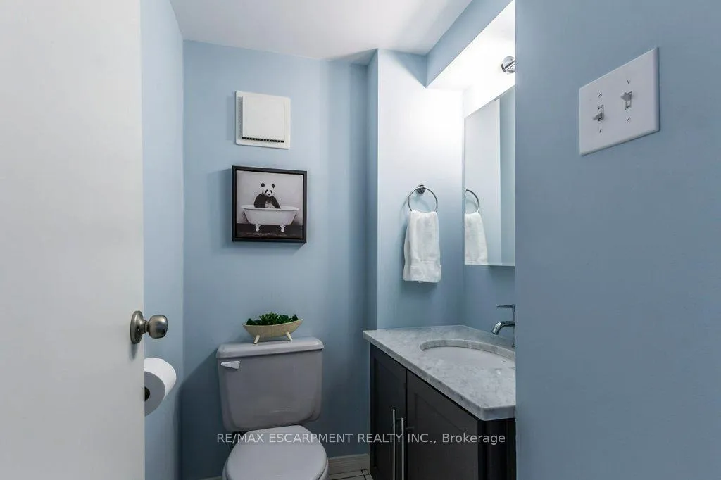 Photo 15 of Unit 405, 50 Main Street, Hamilton, Dundas — HOMEH
